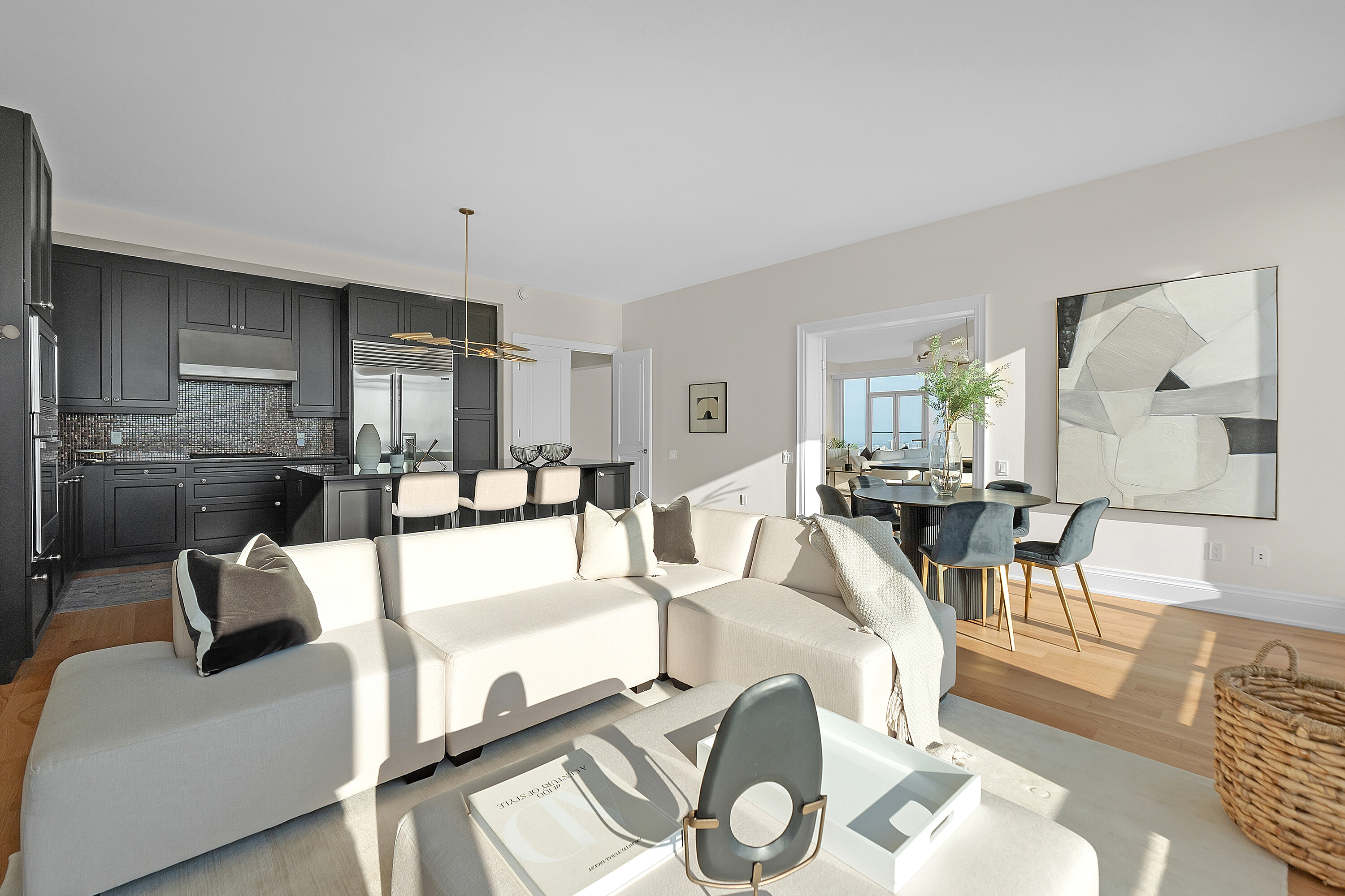 2191 Yonge St #5202