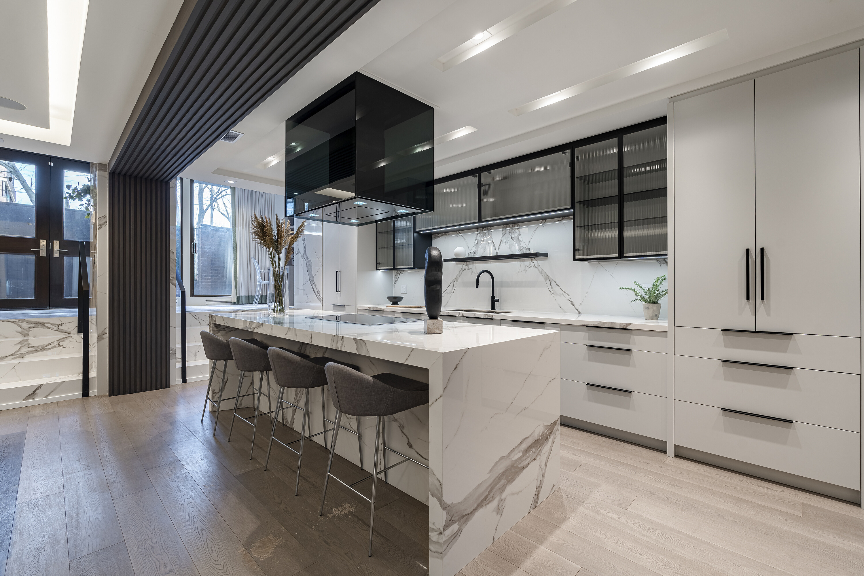 55 Prince Arthur Ave #57