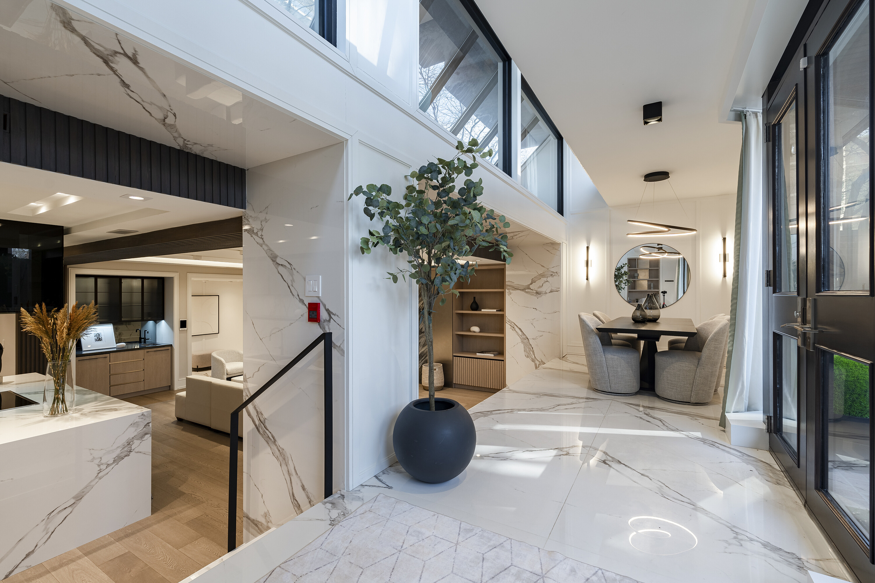 55 Prince Arthur Ave #57
