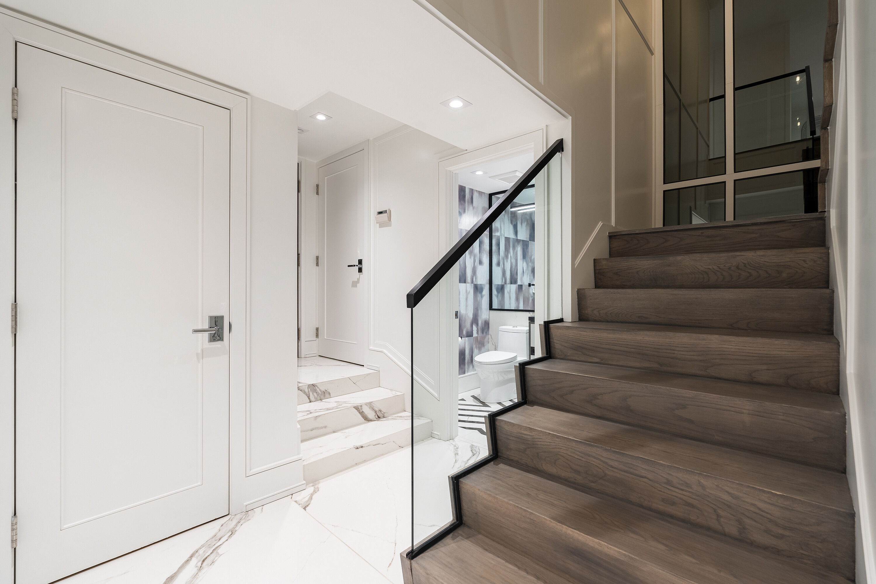 55 Prince Arthur Ave #57