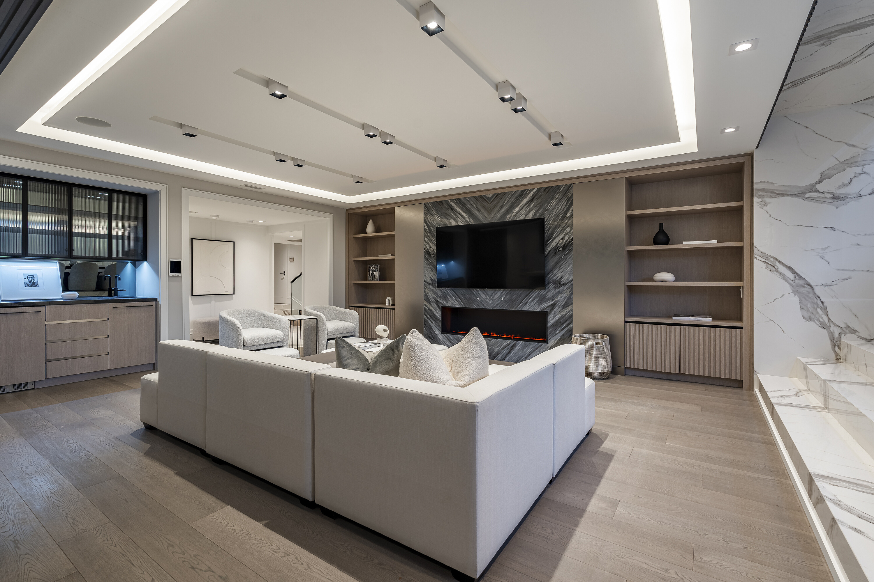 55 Prince Arthur Ave #57