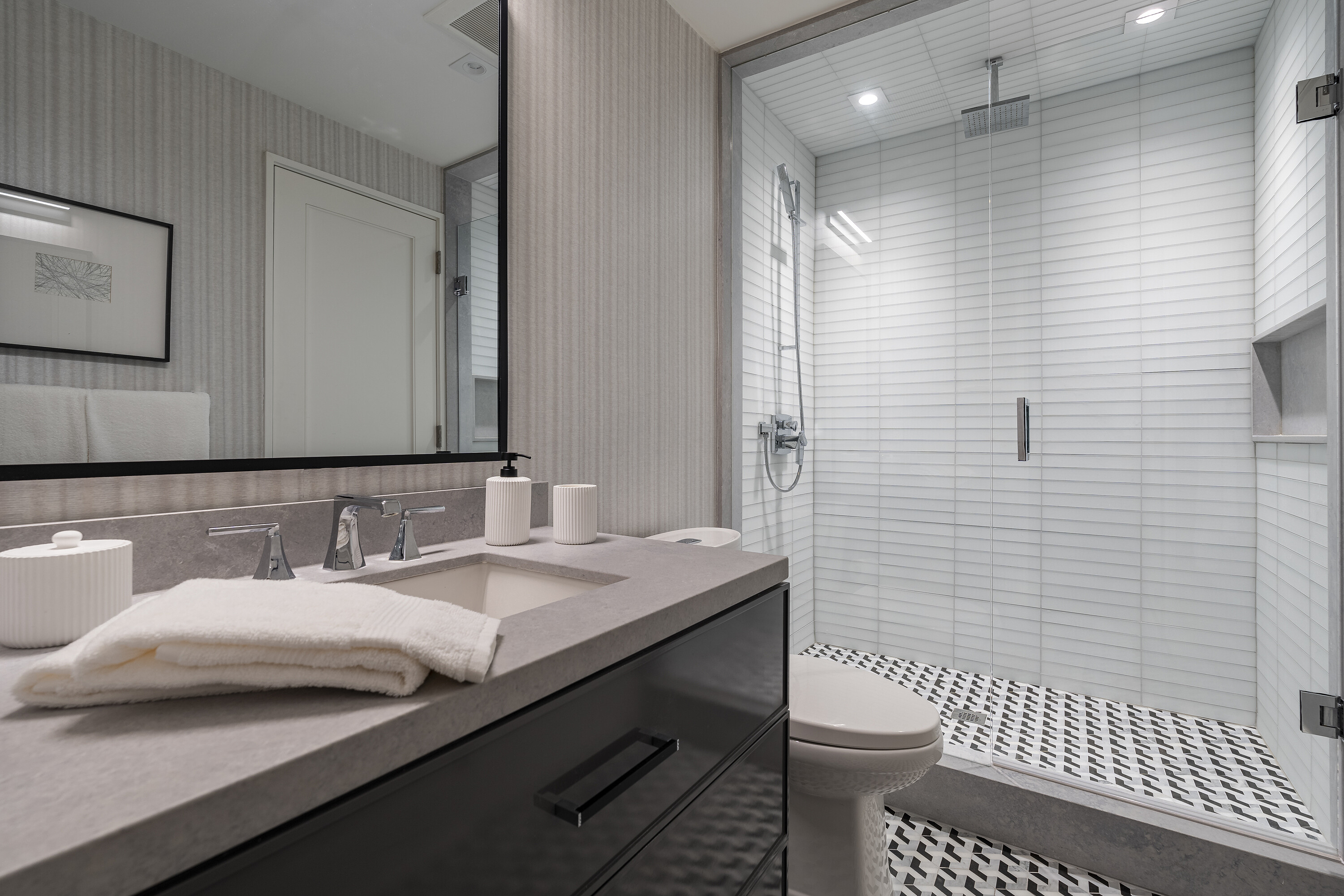 55 Prince Arthur Ave #57