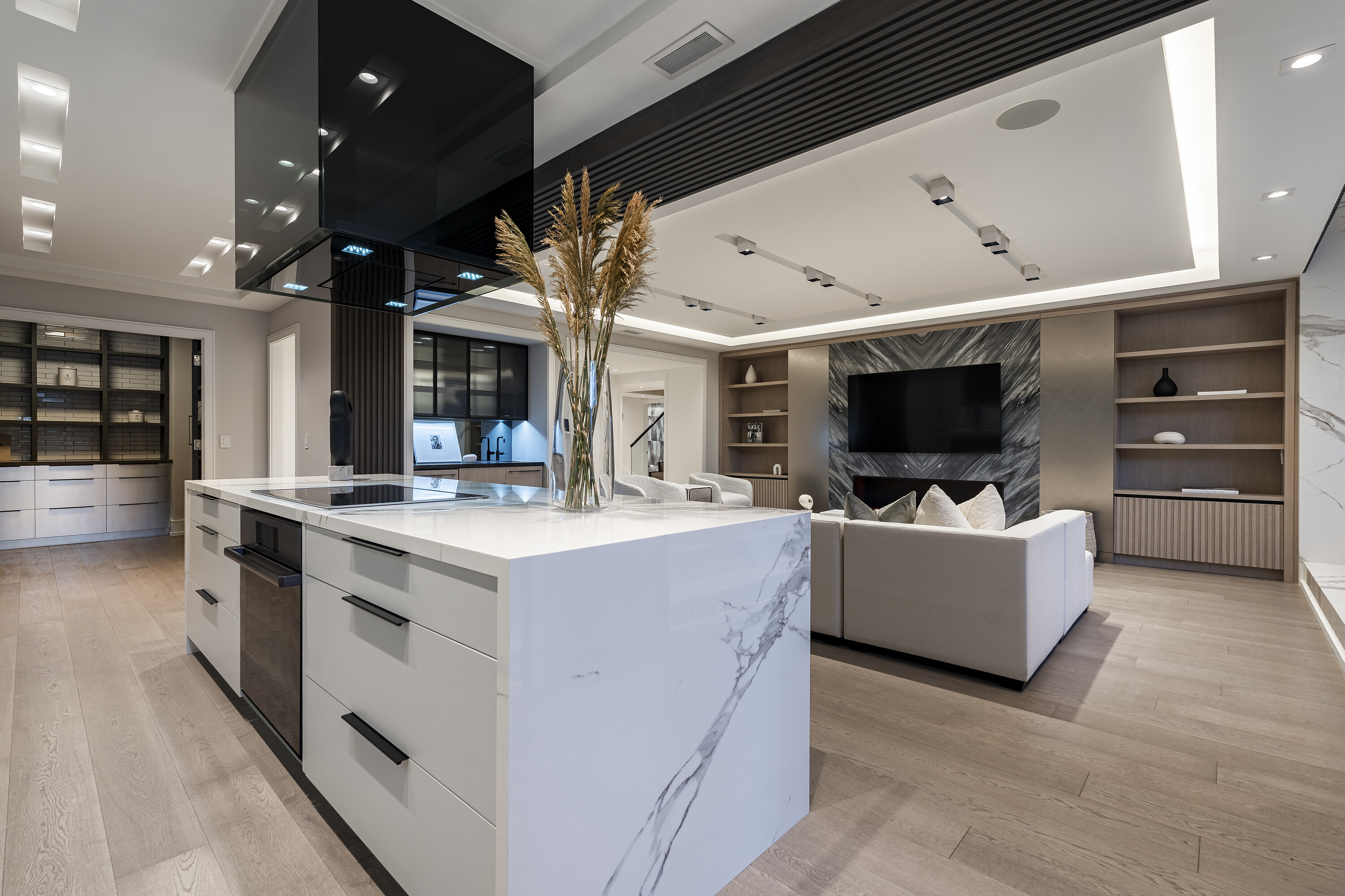 55 Prince Arthur Ave #57