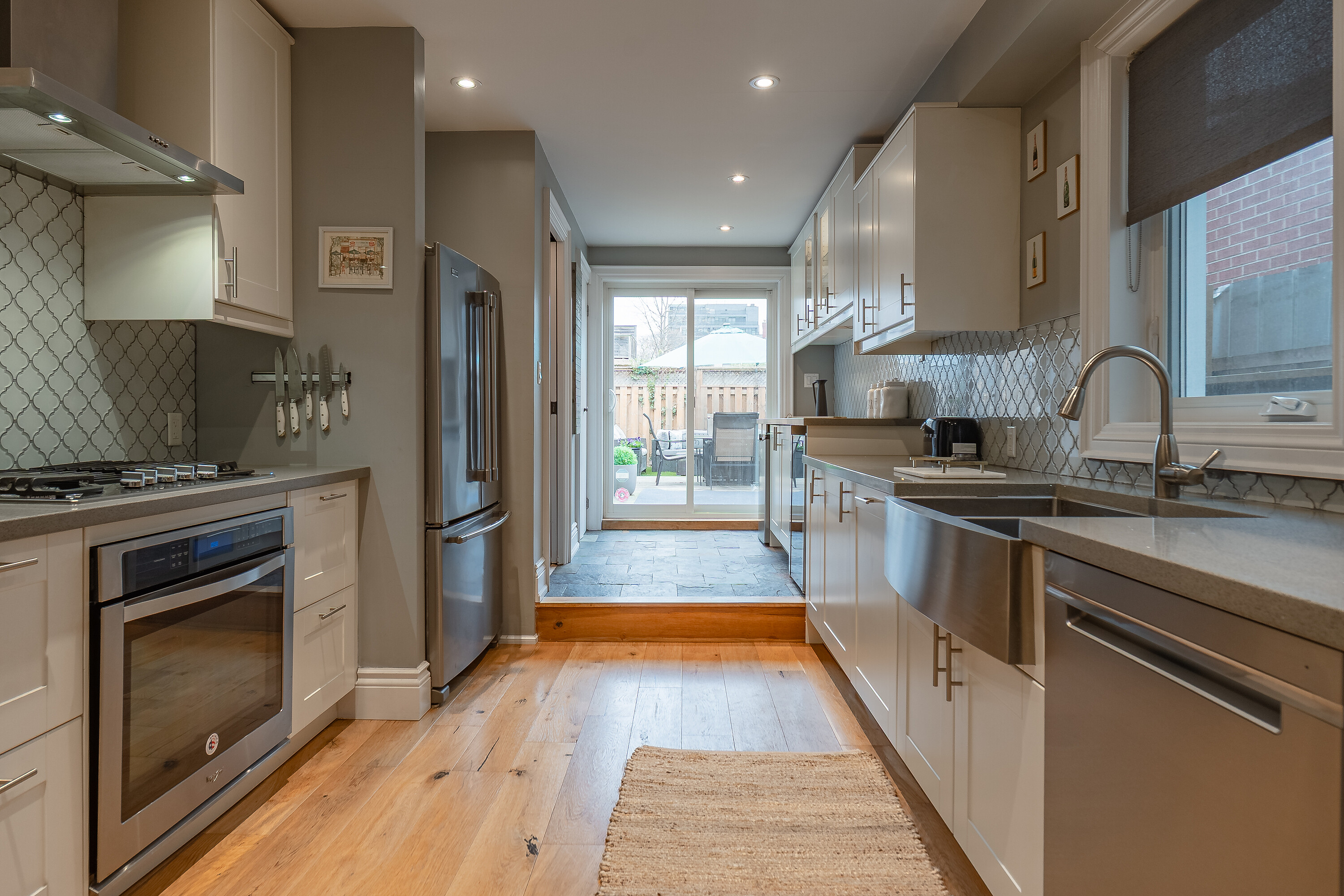 64 Foxley St