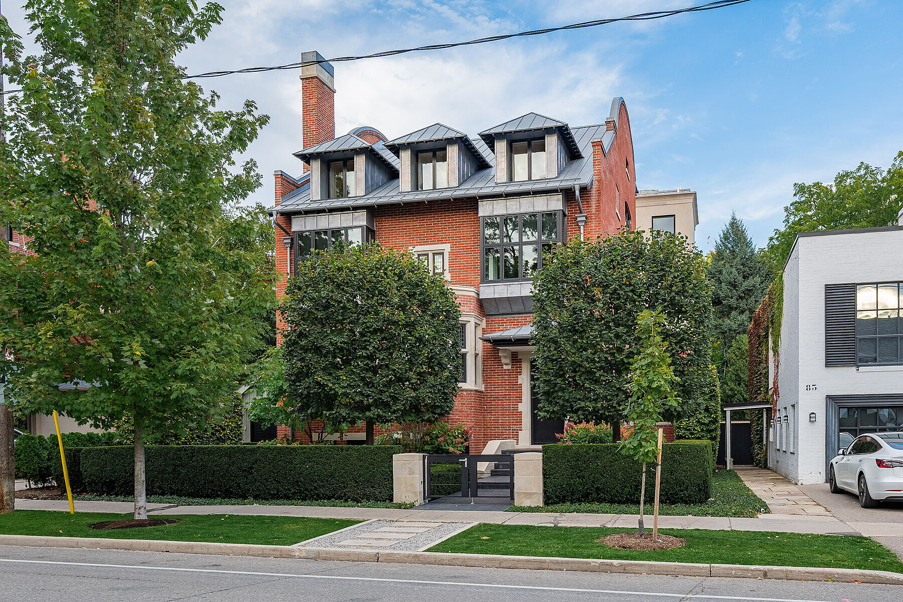 85 Bedford Rd  3