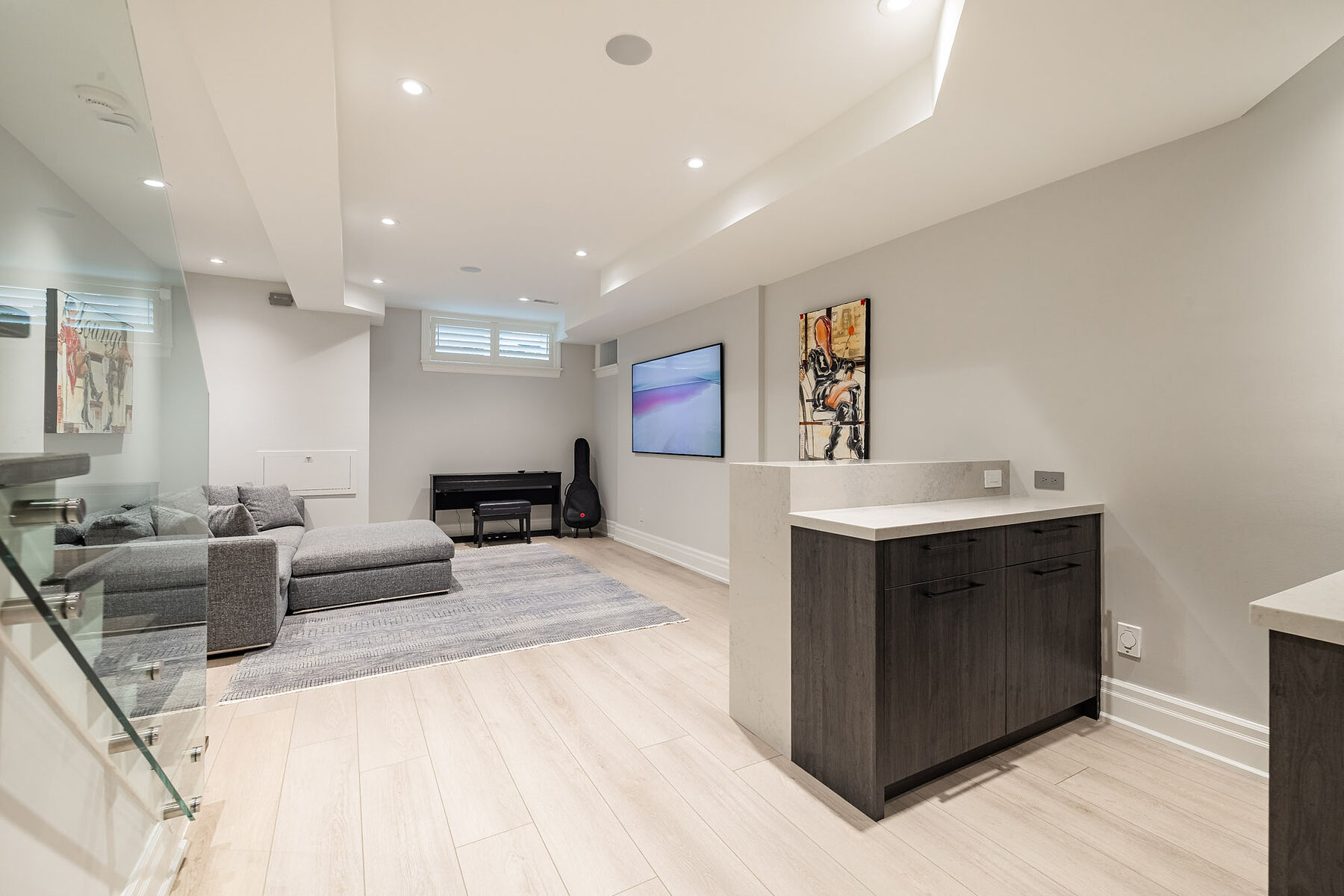 33 Tranby Ave
