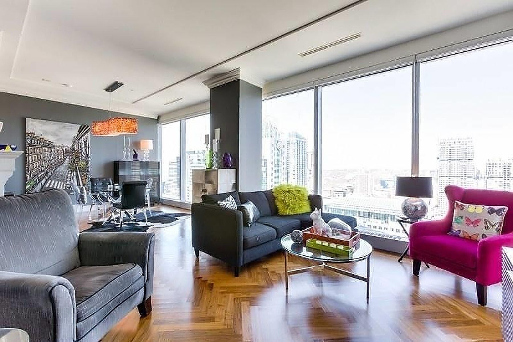 183 Wellington St W  2602