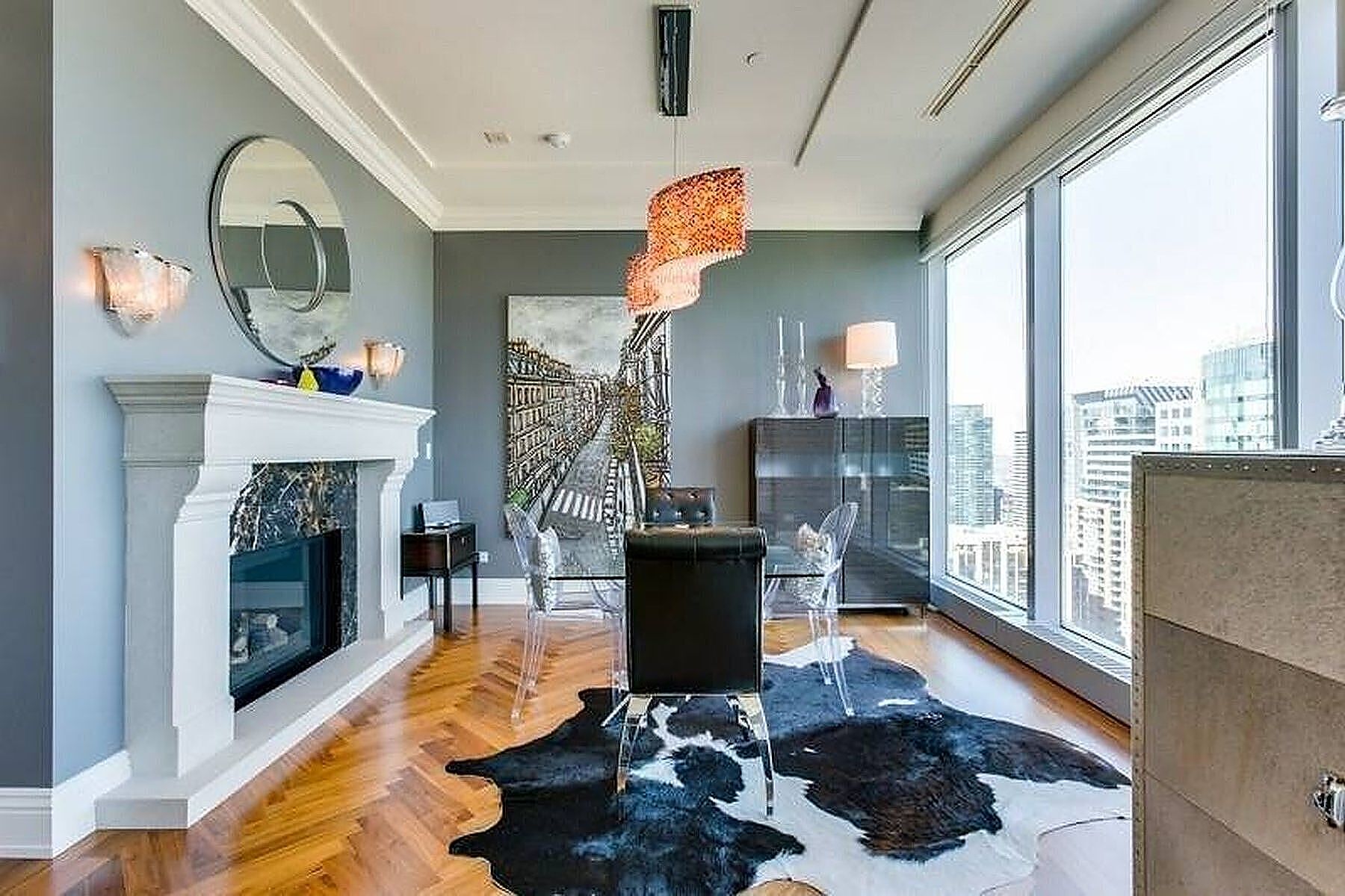 183 Wellington St W  2602