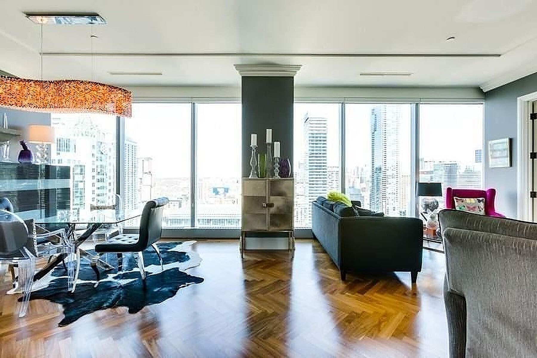 183 Wellington St W  2602