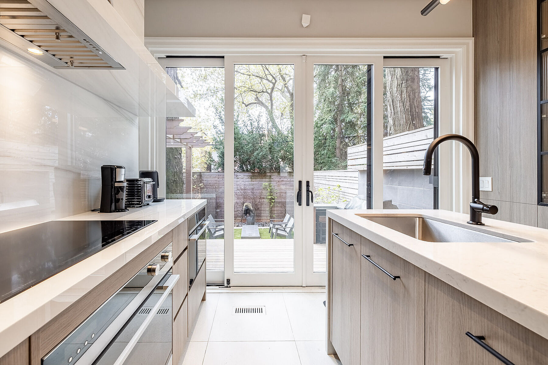 33 Tranby Ave