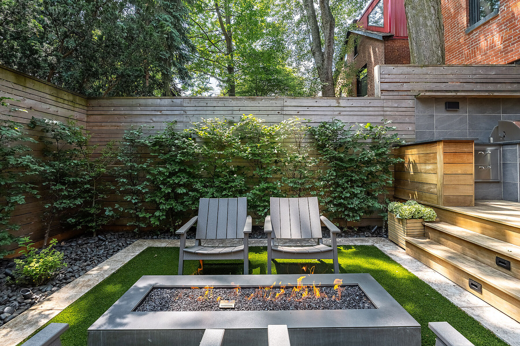 33 Tranby Ave