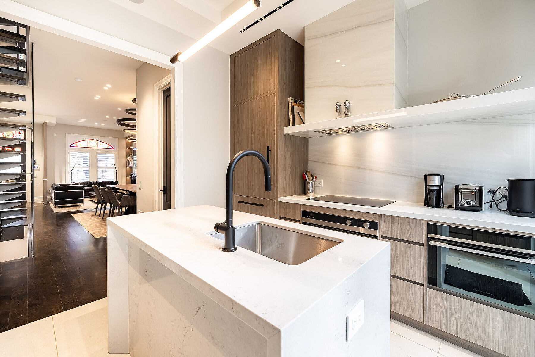 33 Tranby Ave