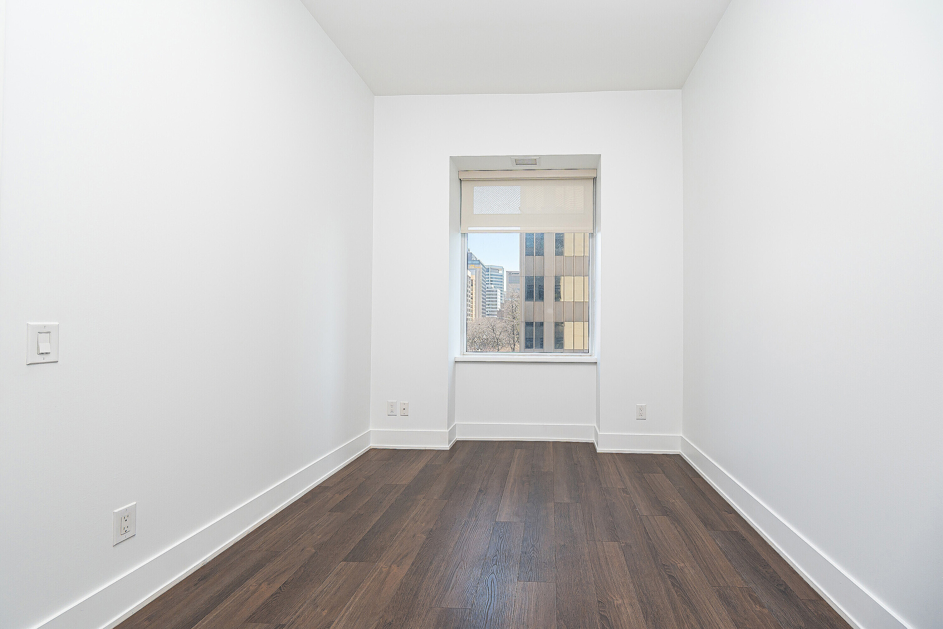 111 St Clair Ave W  406