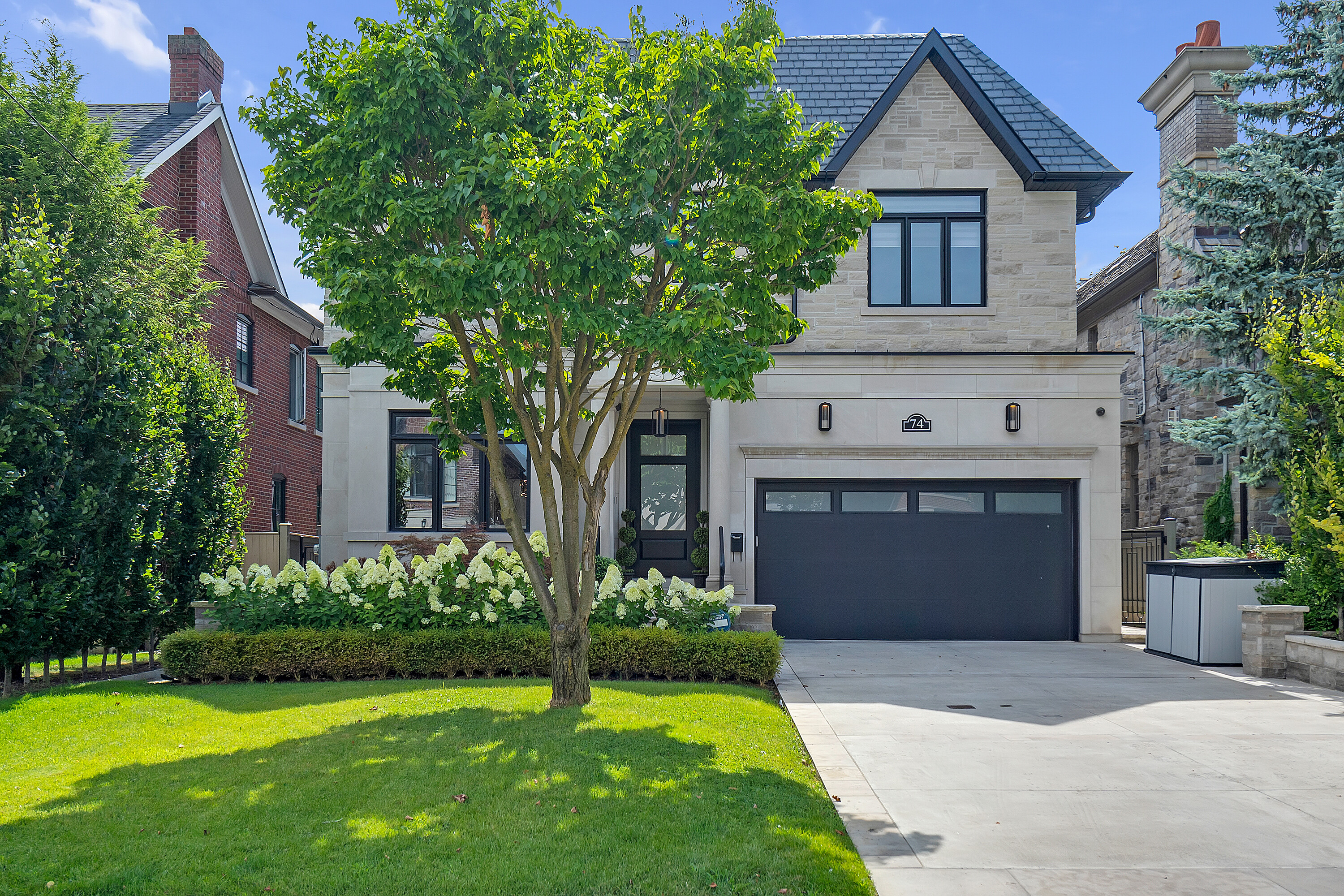 74 De Vere Gdns