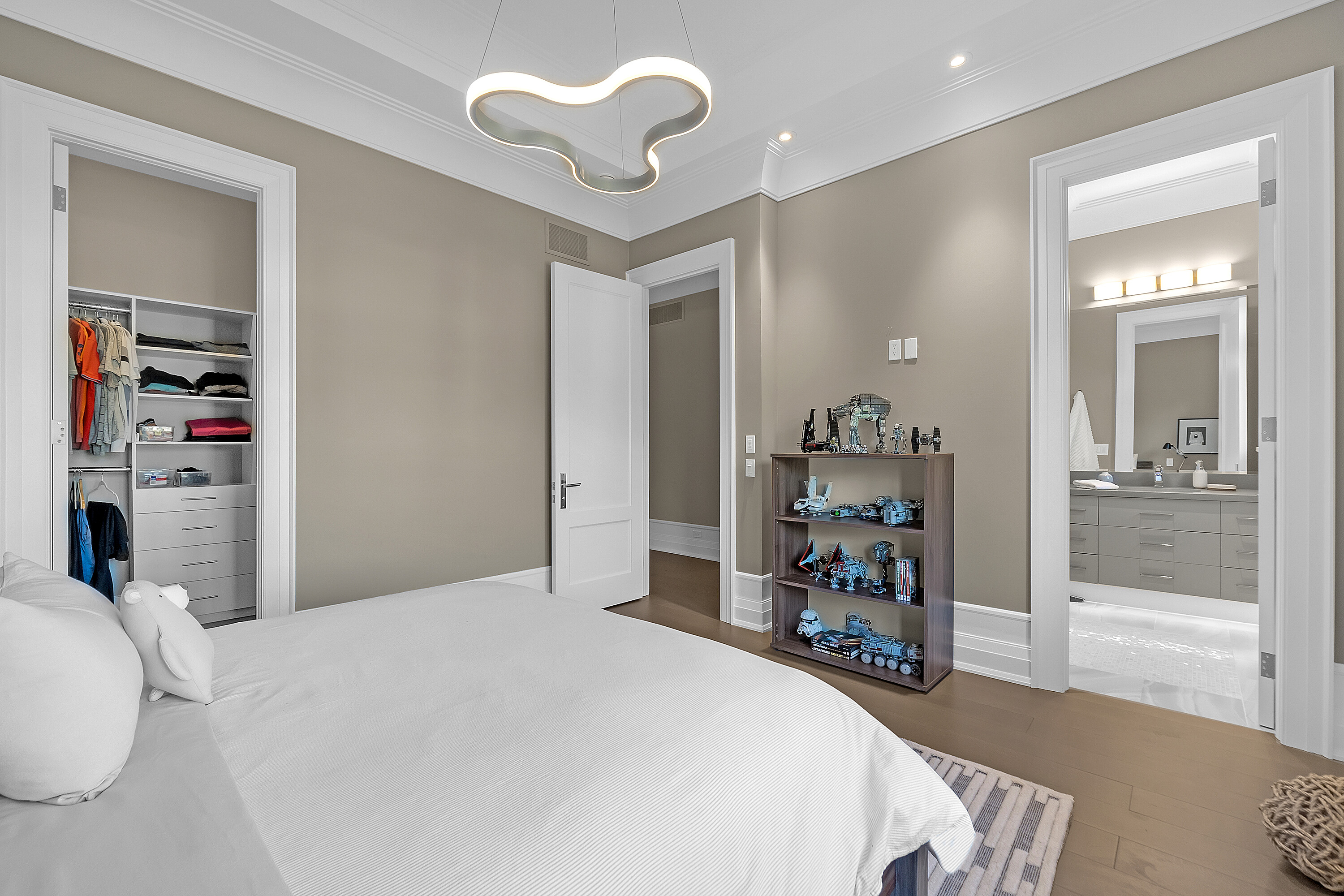74 De Vere Gdns