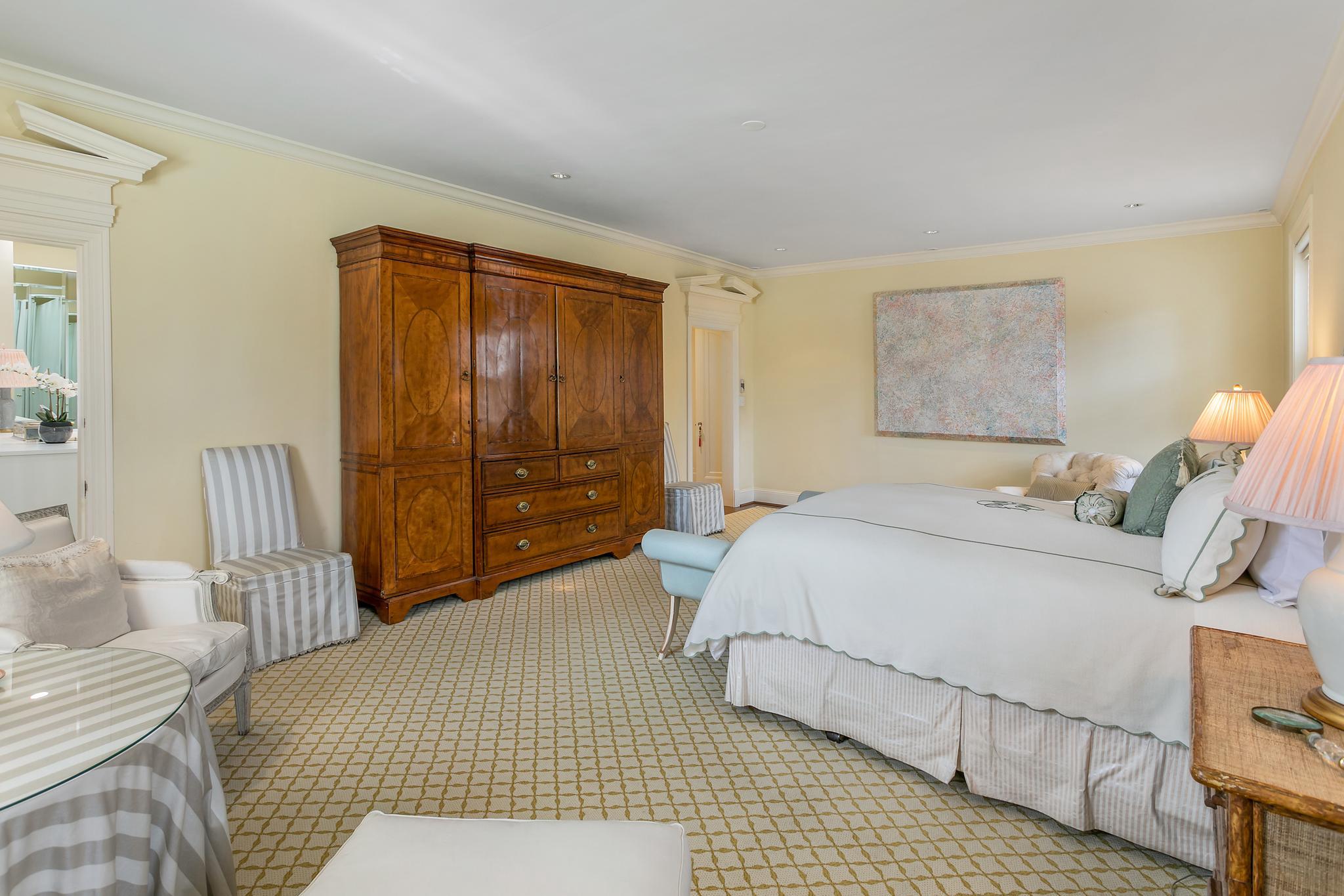 1908 24th St NW 