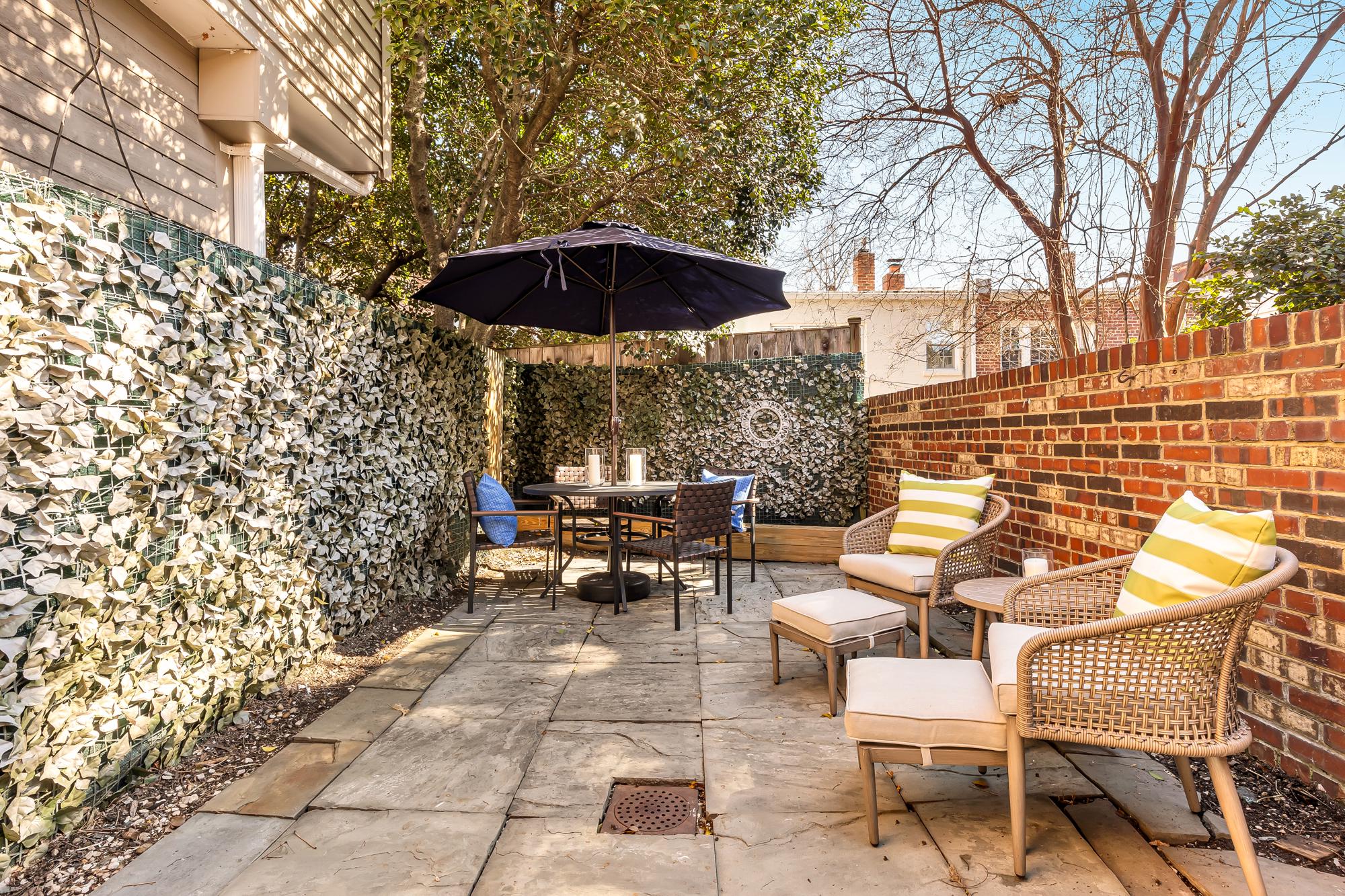 1521 27th Street NW 