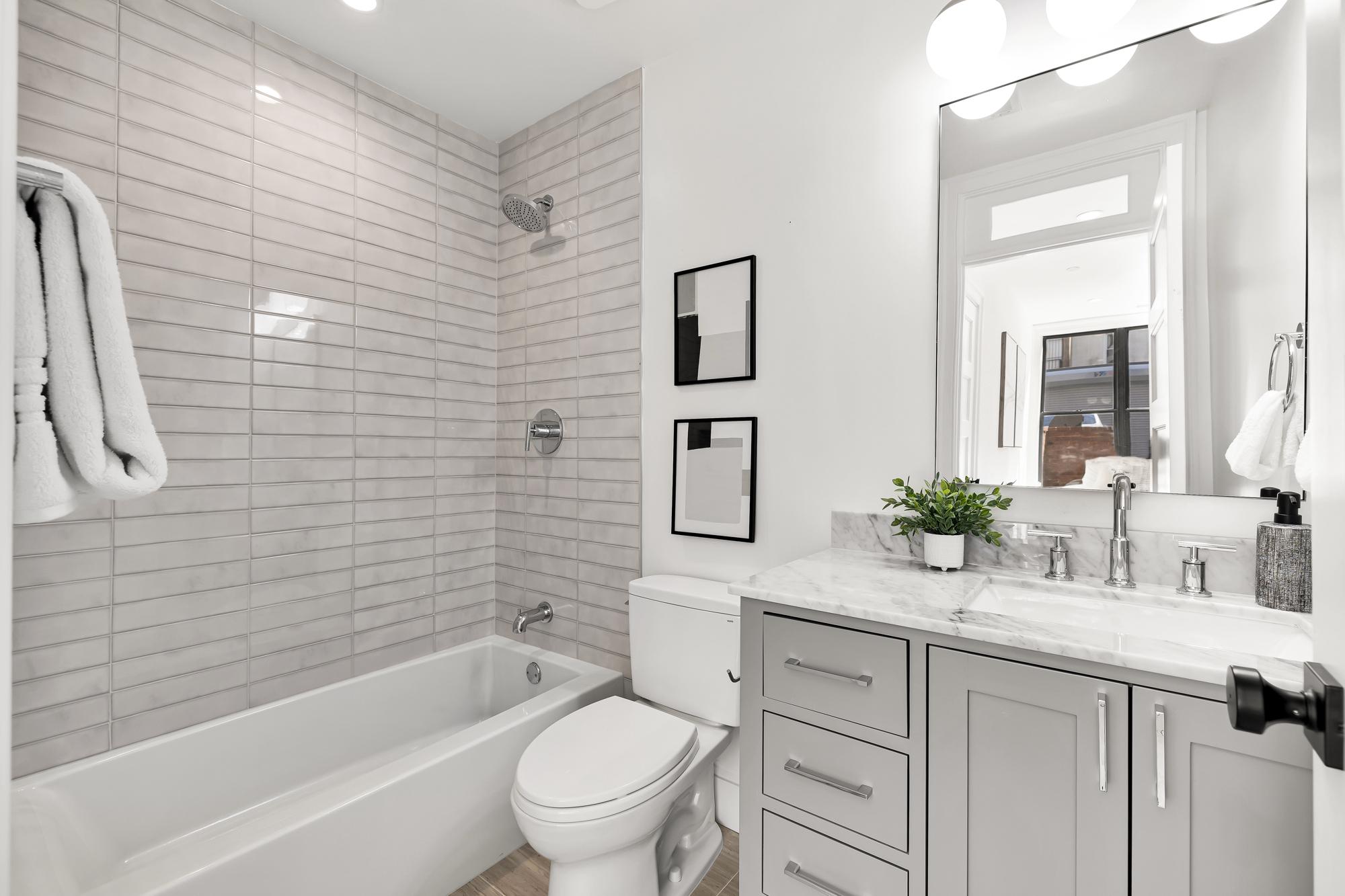 68 Q Street NW #B 