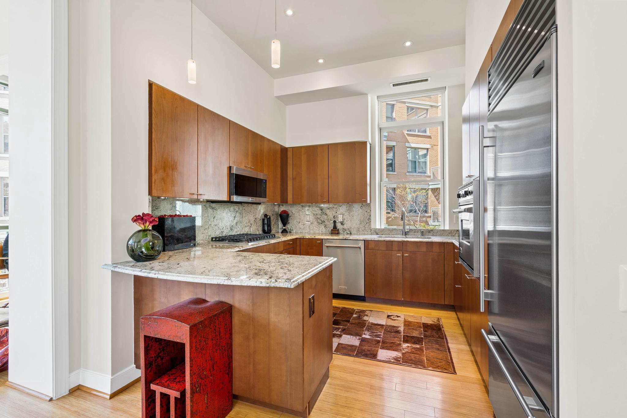 2425 L Street NW #315 