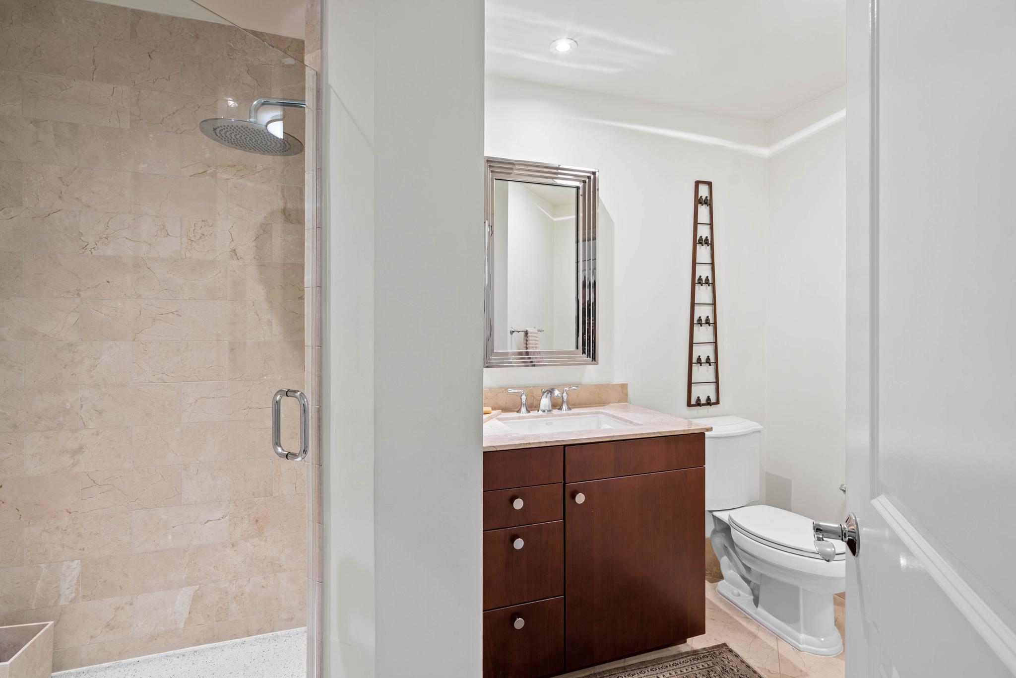 2425 L Street NW #315 