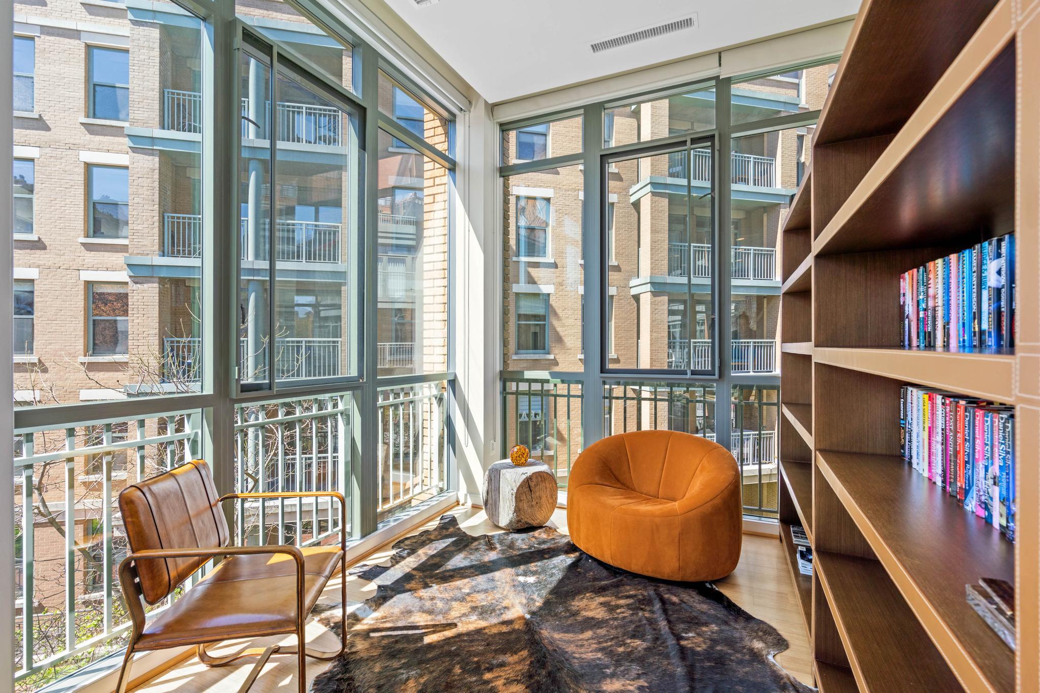2425 L Street NW #315 