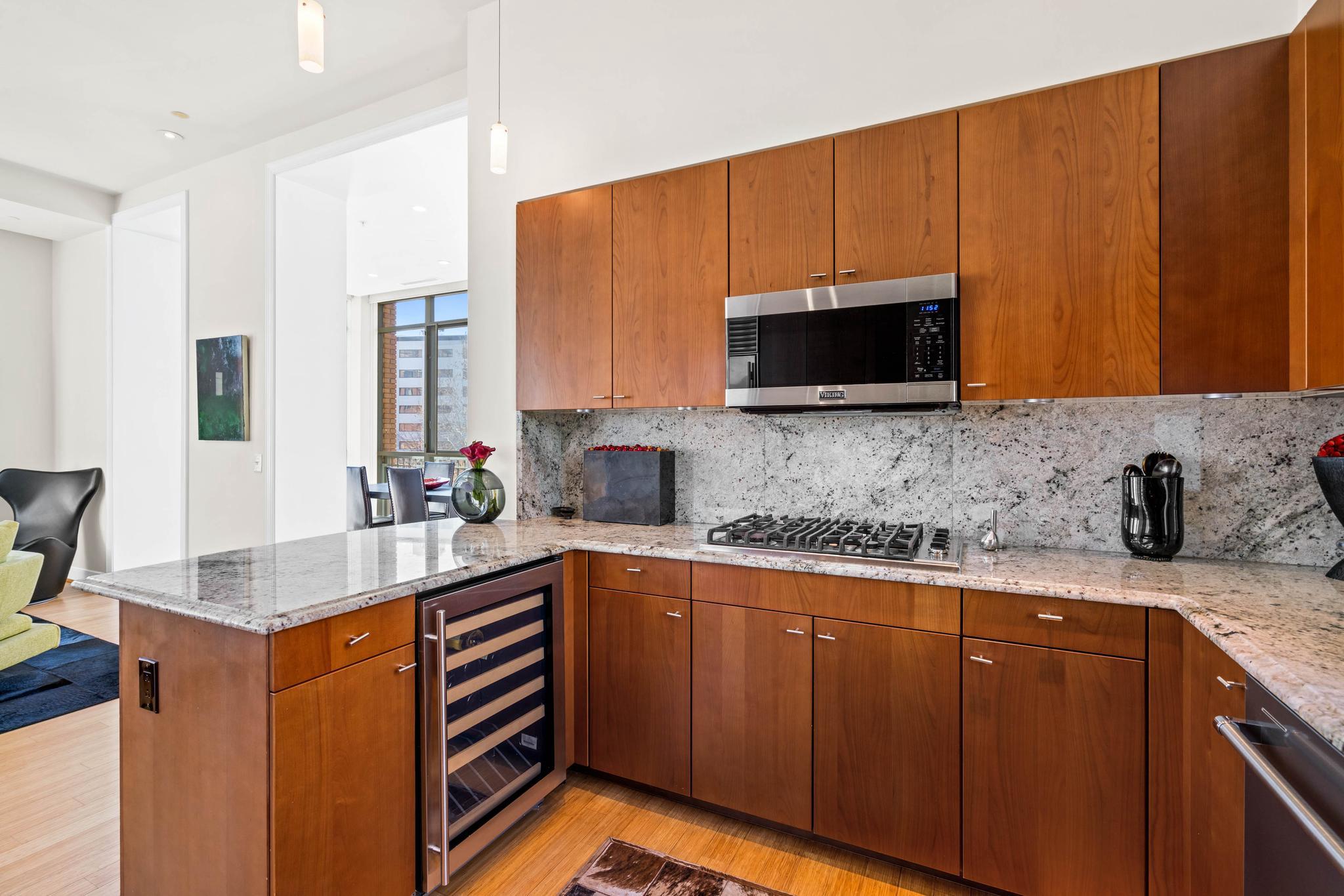 2425 L Street NW #315 