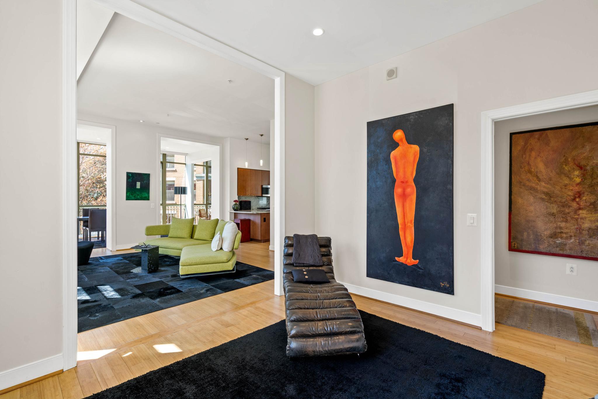 2425 L Street NW #315 
