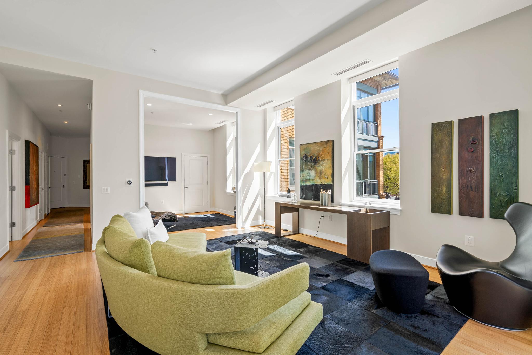2425 L Street NW #315 