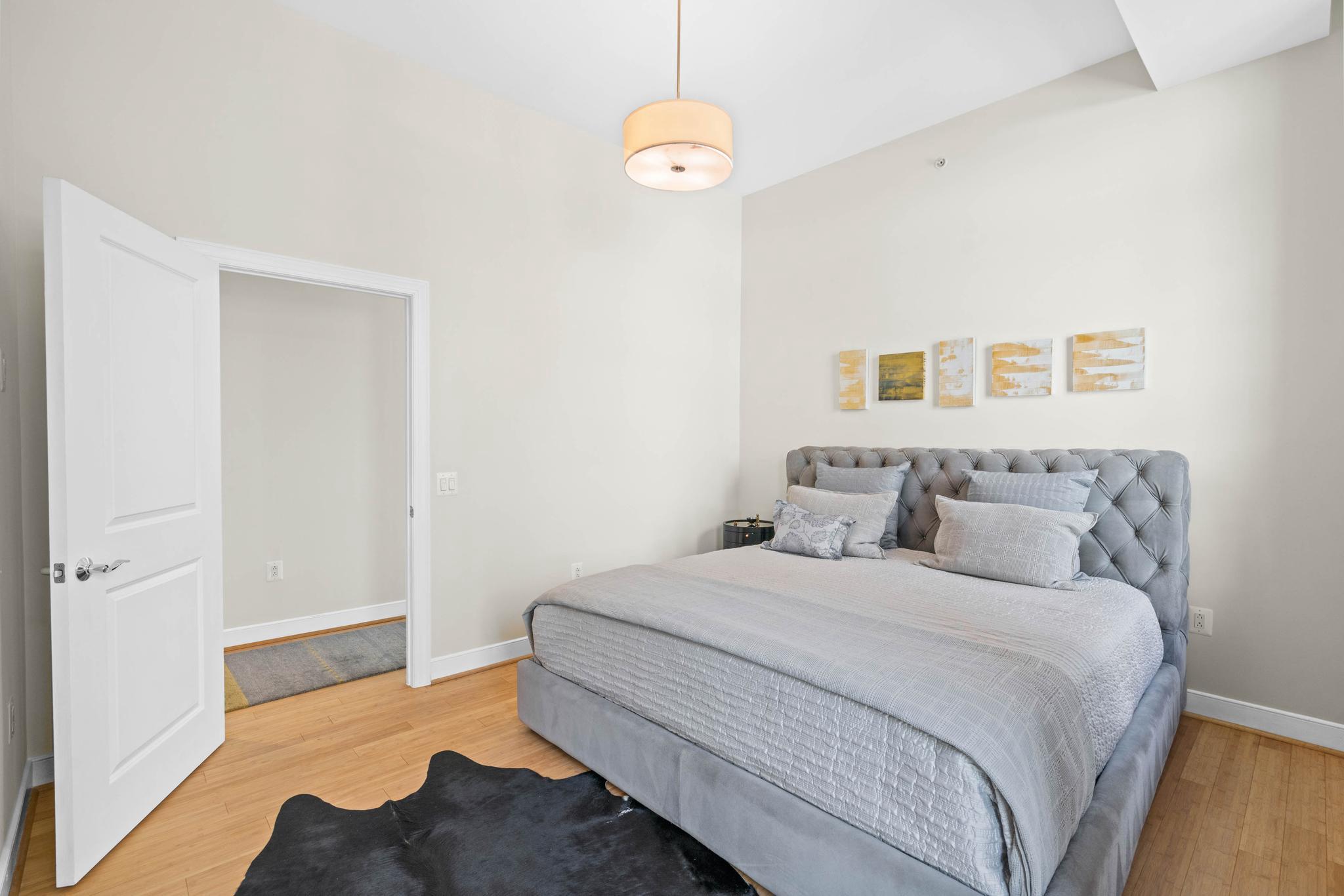 2425 L Street NW #315 