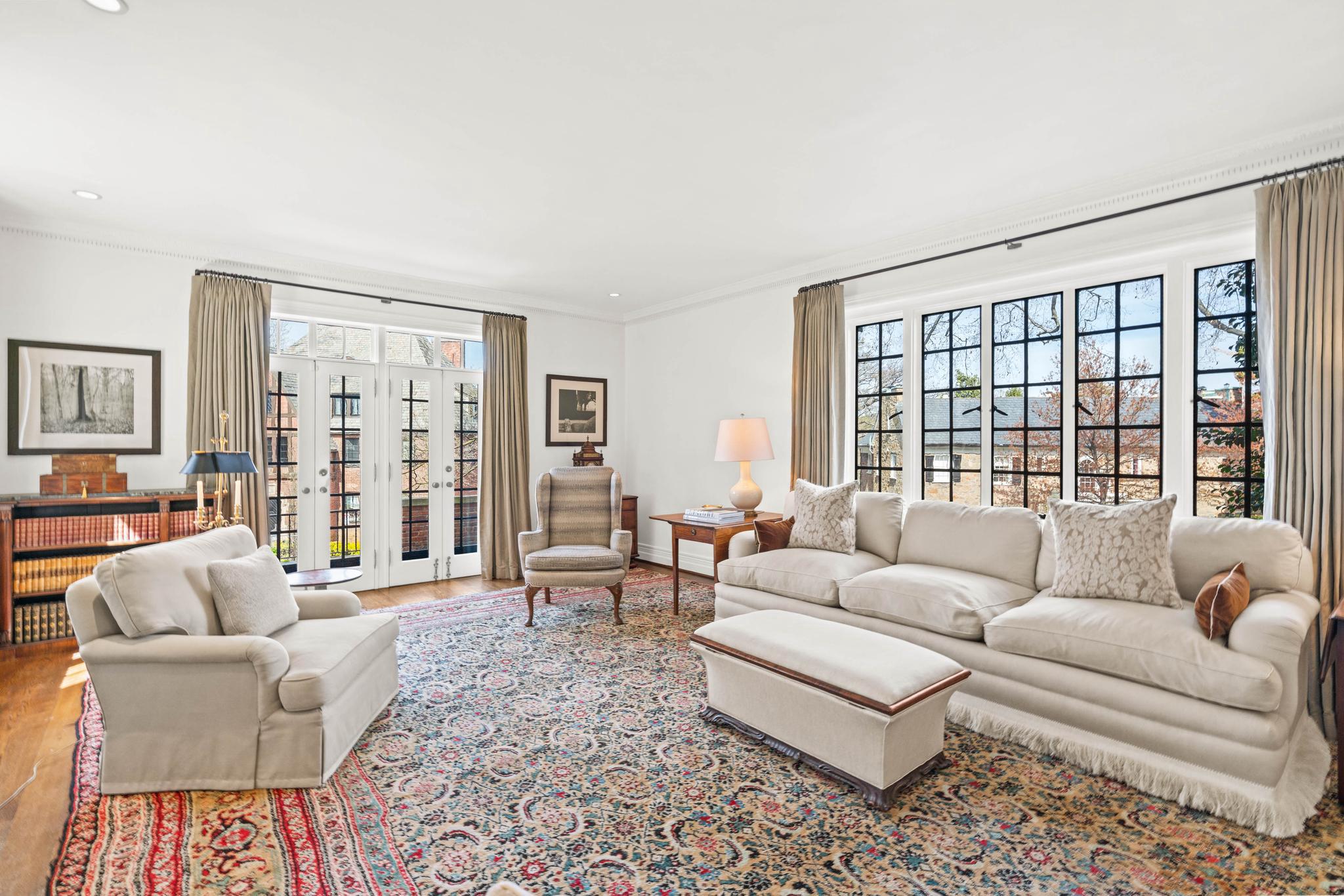 2446 Kalorama Road NW 