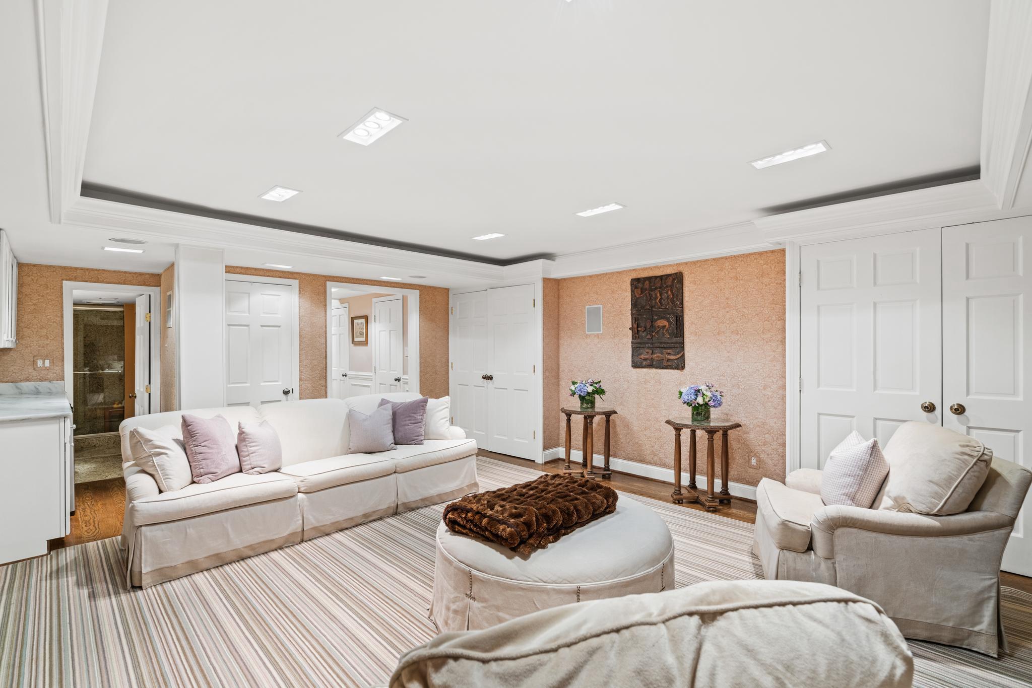 2446 Kalorama Road NW 