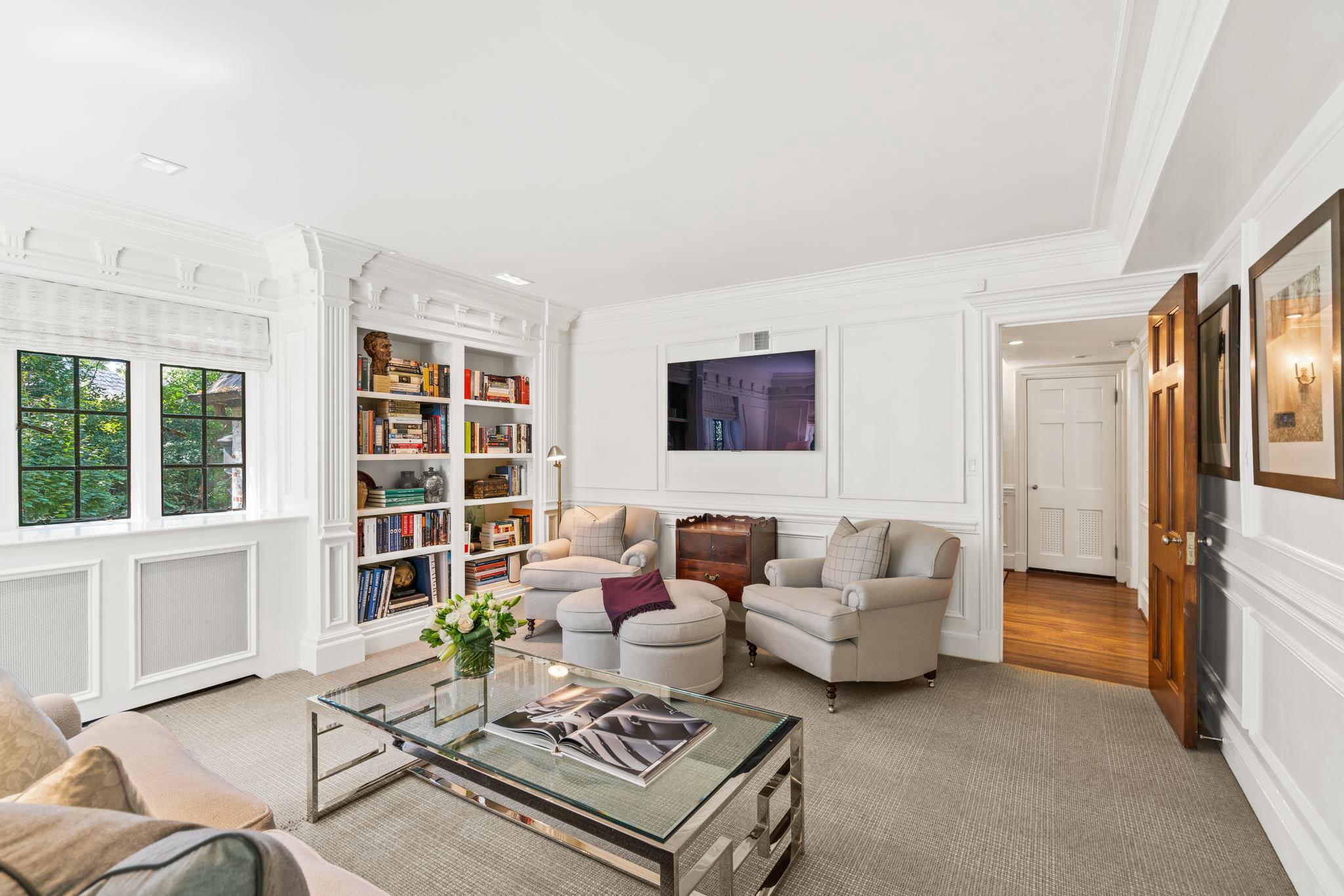 2446 Kalorama Road NW 