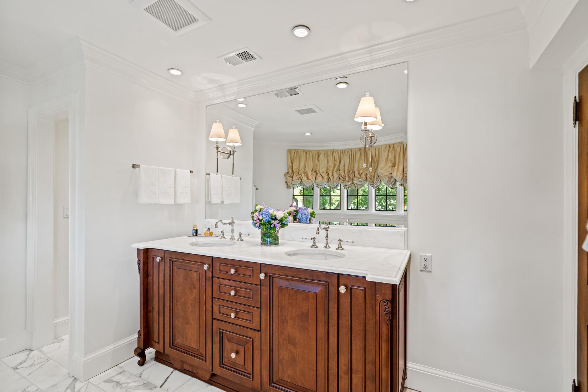 2446 Kalorama Road NW 