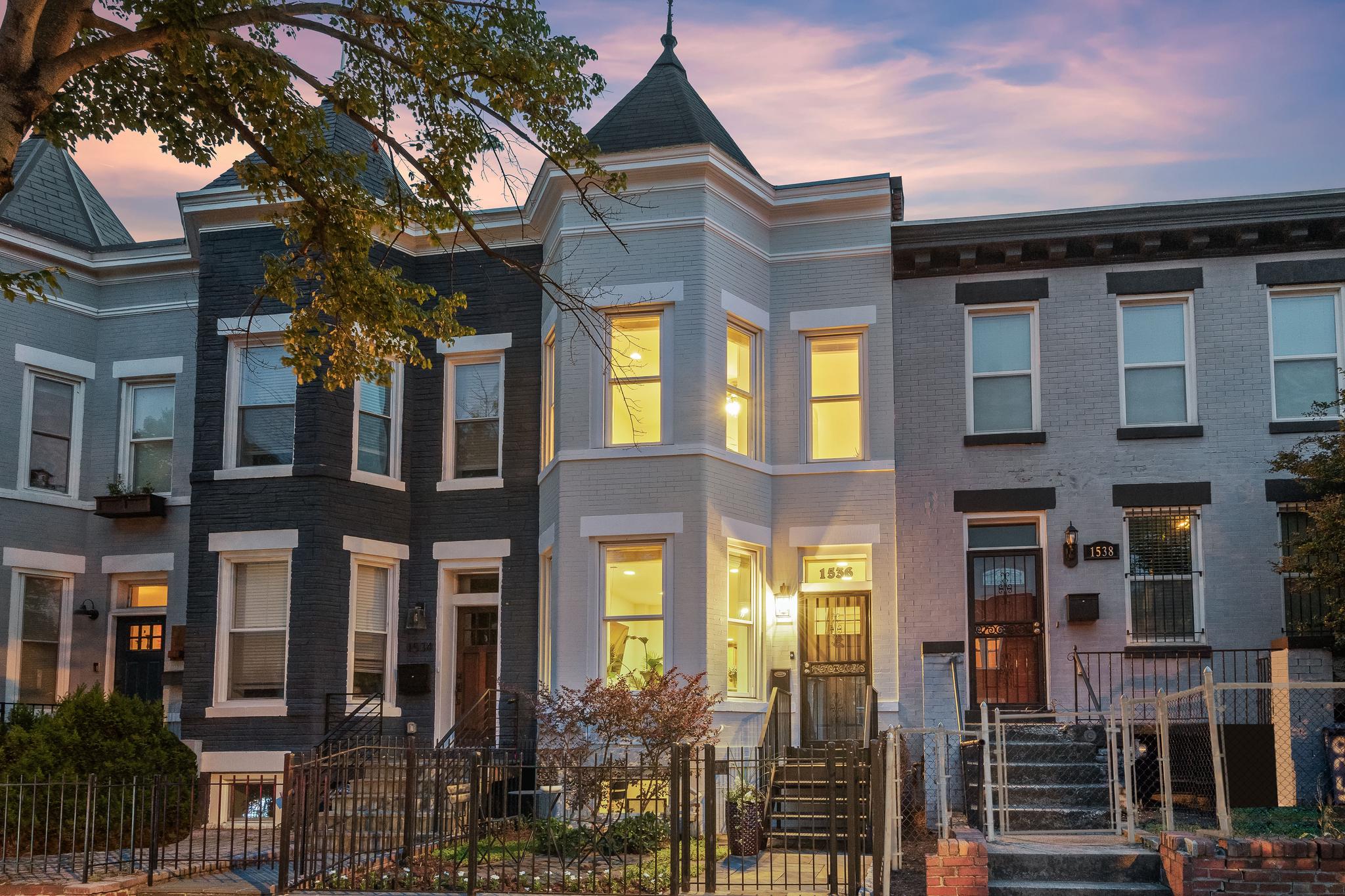 1536 1st Street NW 