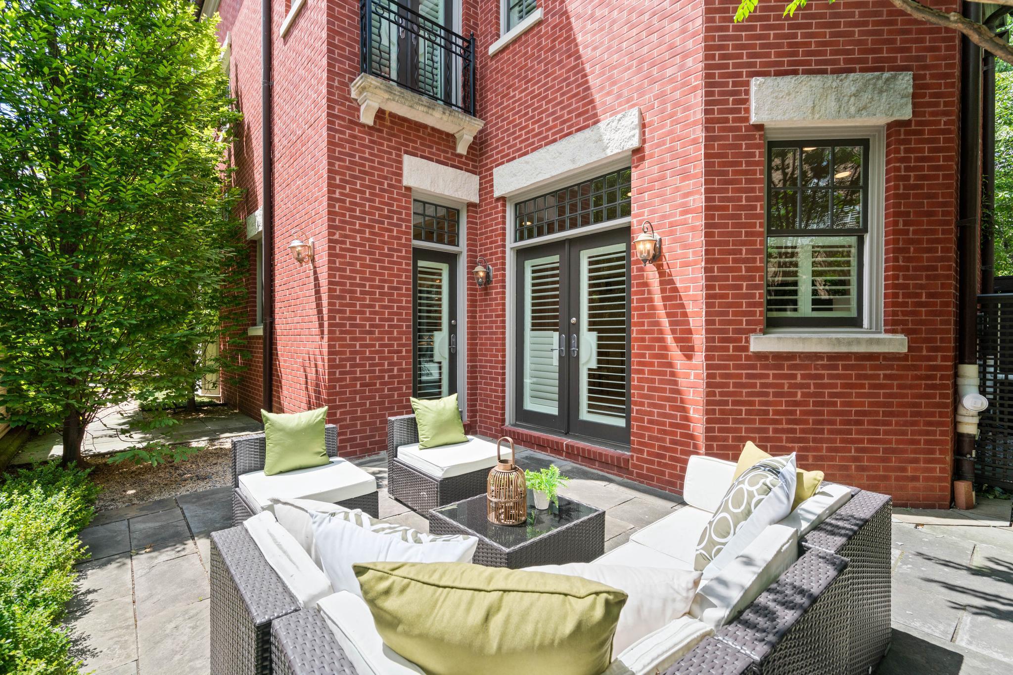 2999 38th Street NW 