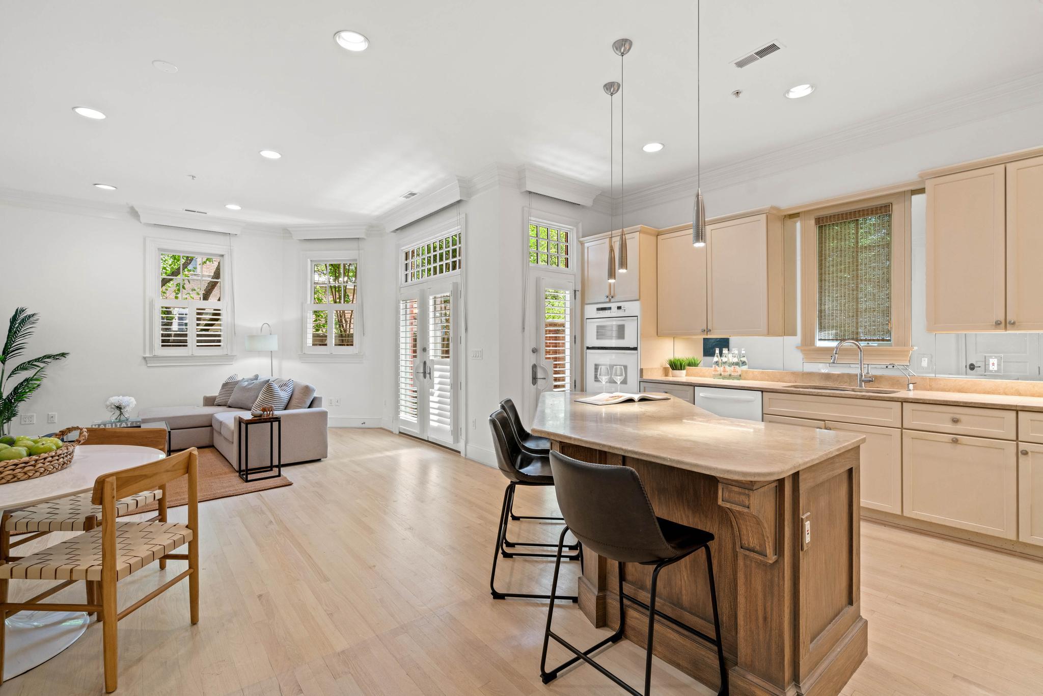 2999 38th Street NW 