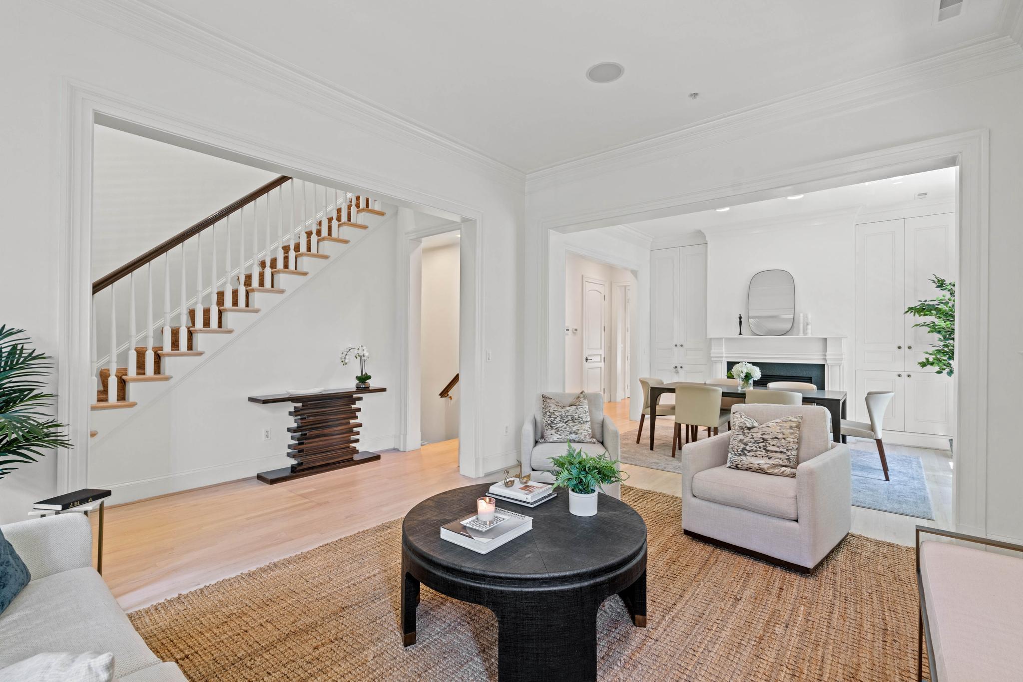 2999 38th Street NW 