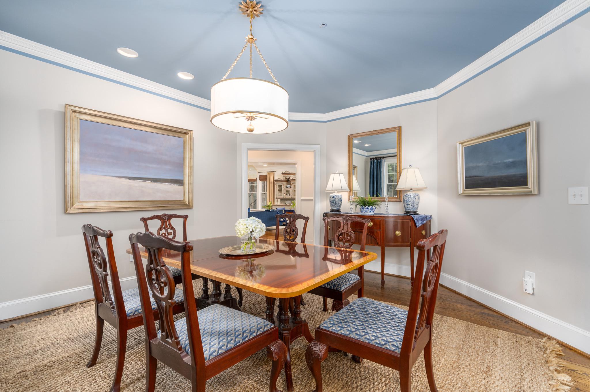 2502 Chain Bridge Road NW 