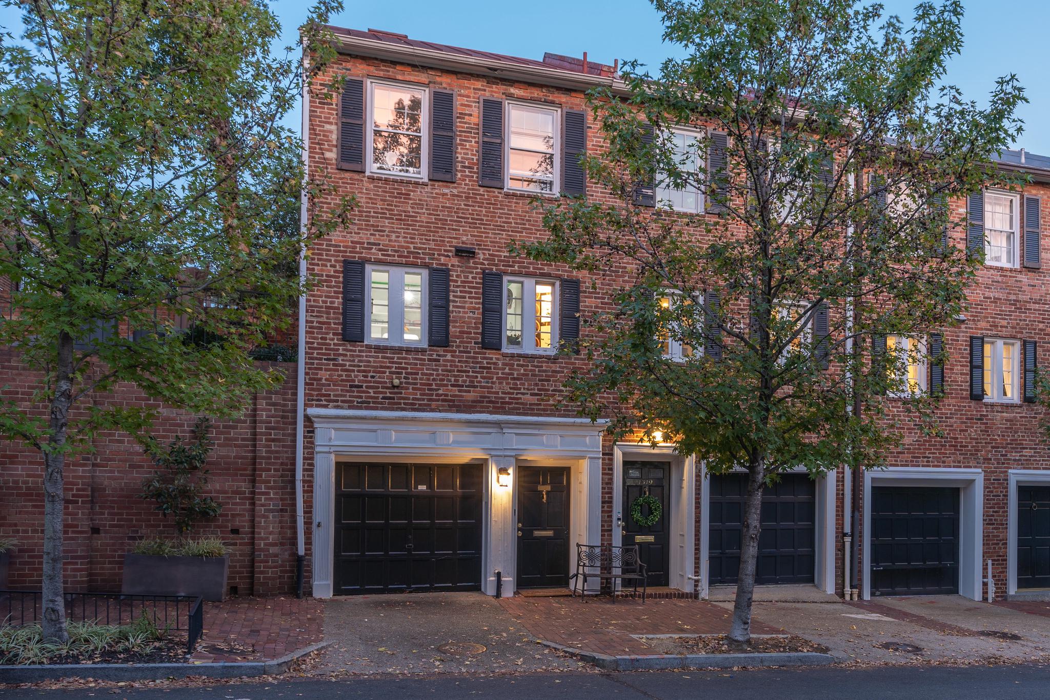 1321 28th Street NW 