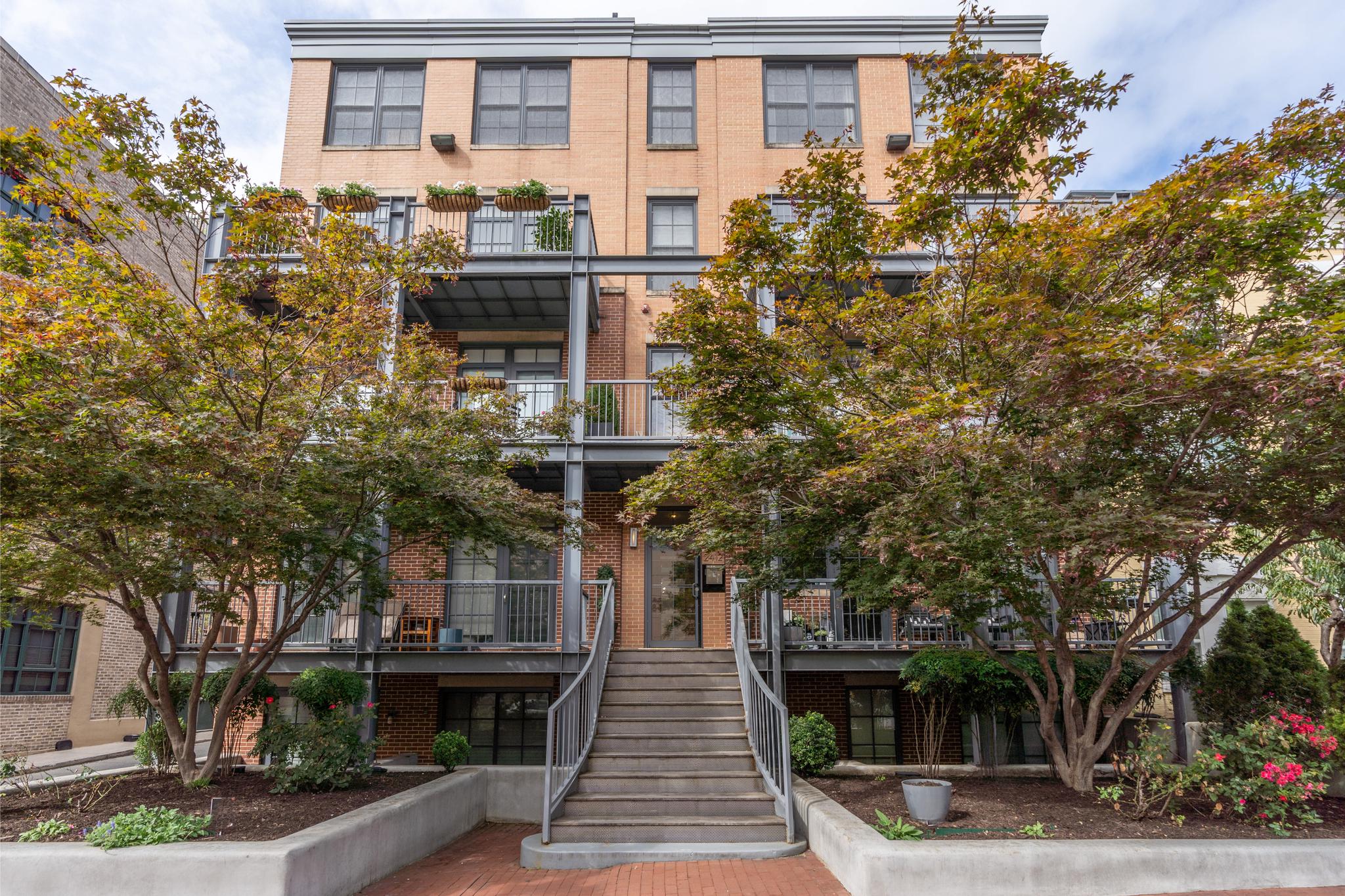 2412 17th Street NW 302