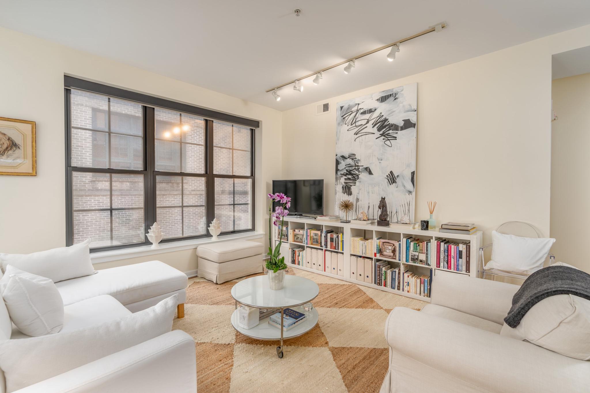 2412 17th Street NW 302