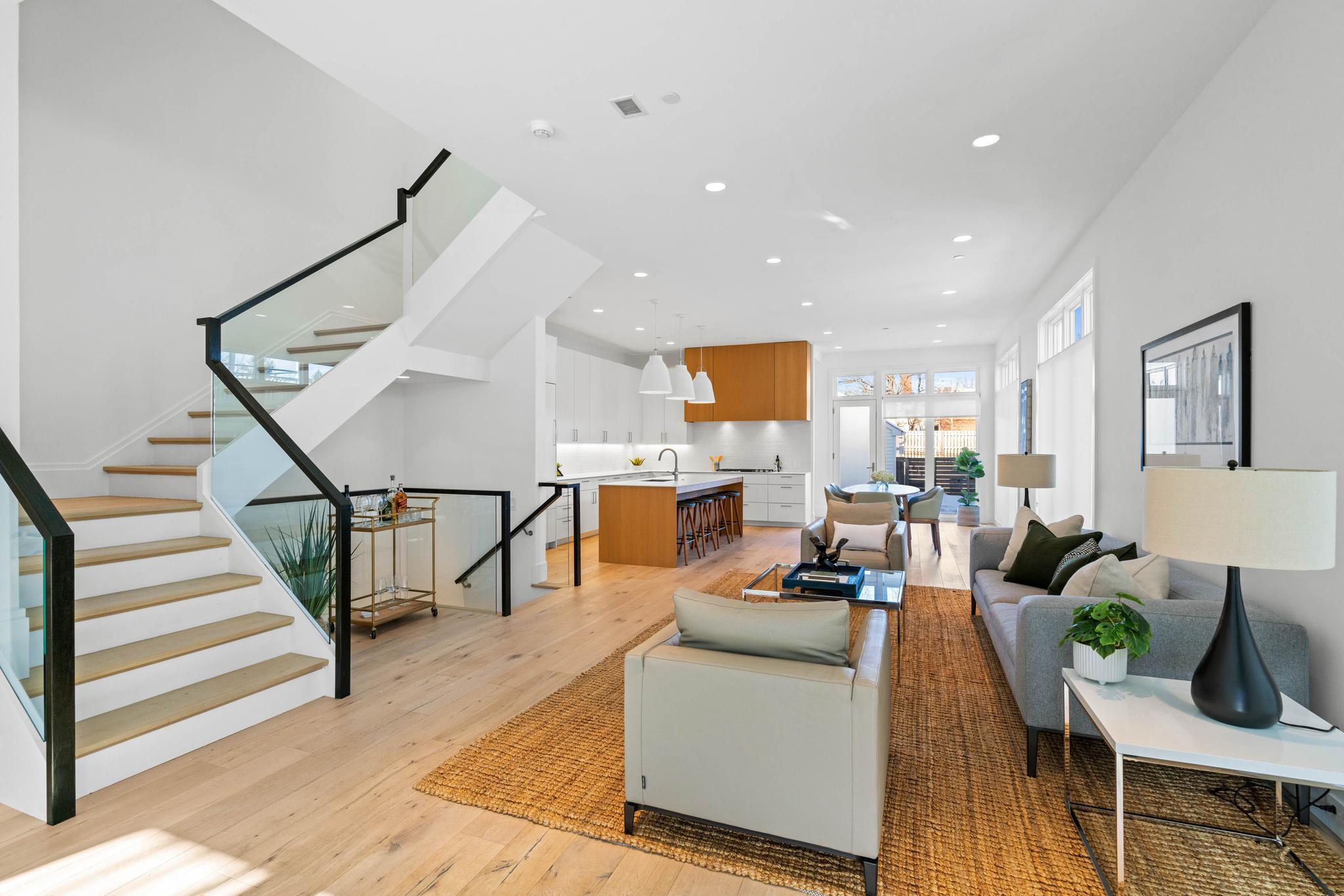 3829 Livingston Street NW 