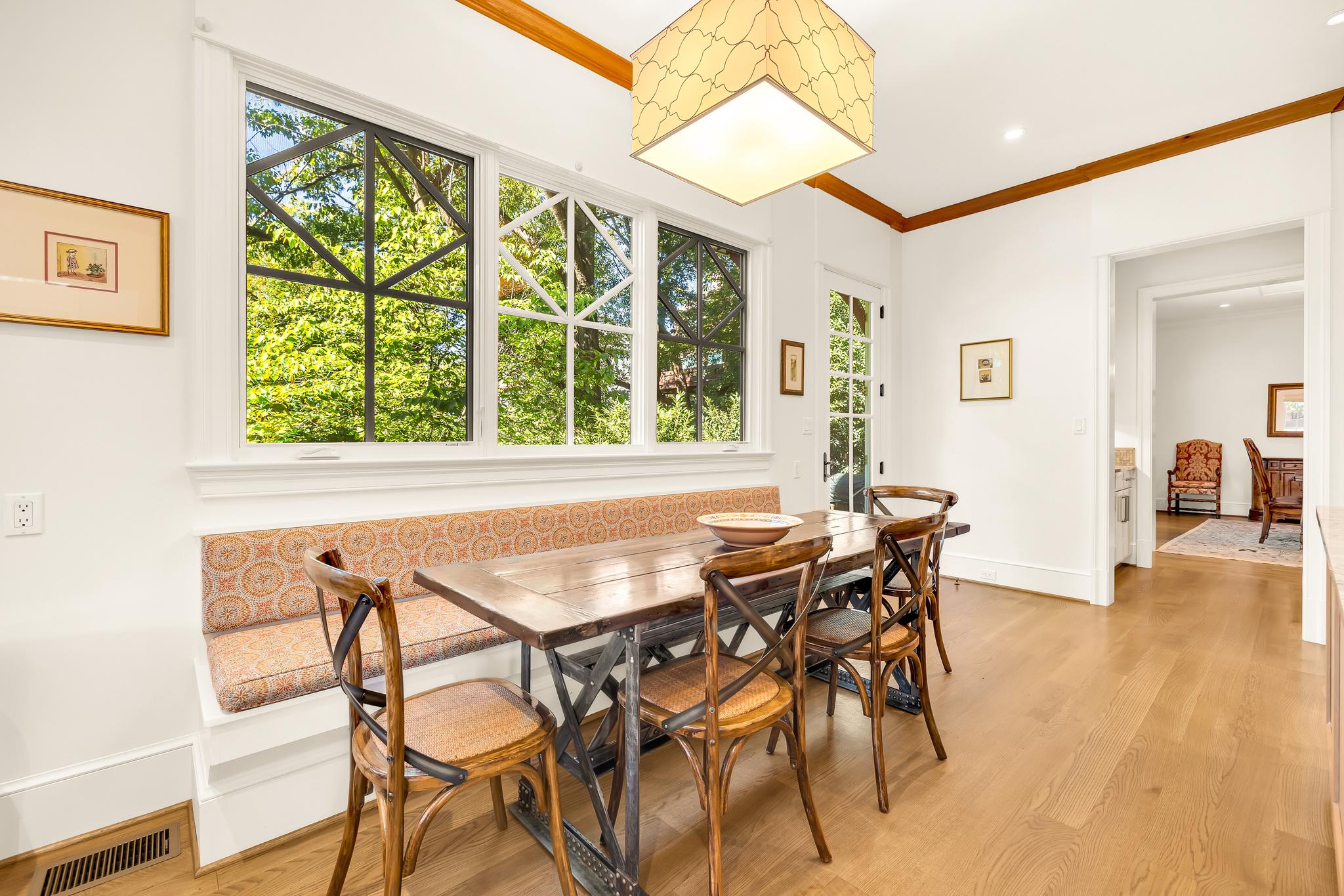 1820 47th Place NW 