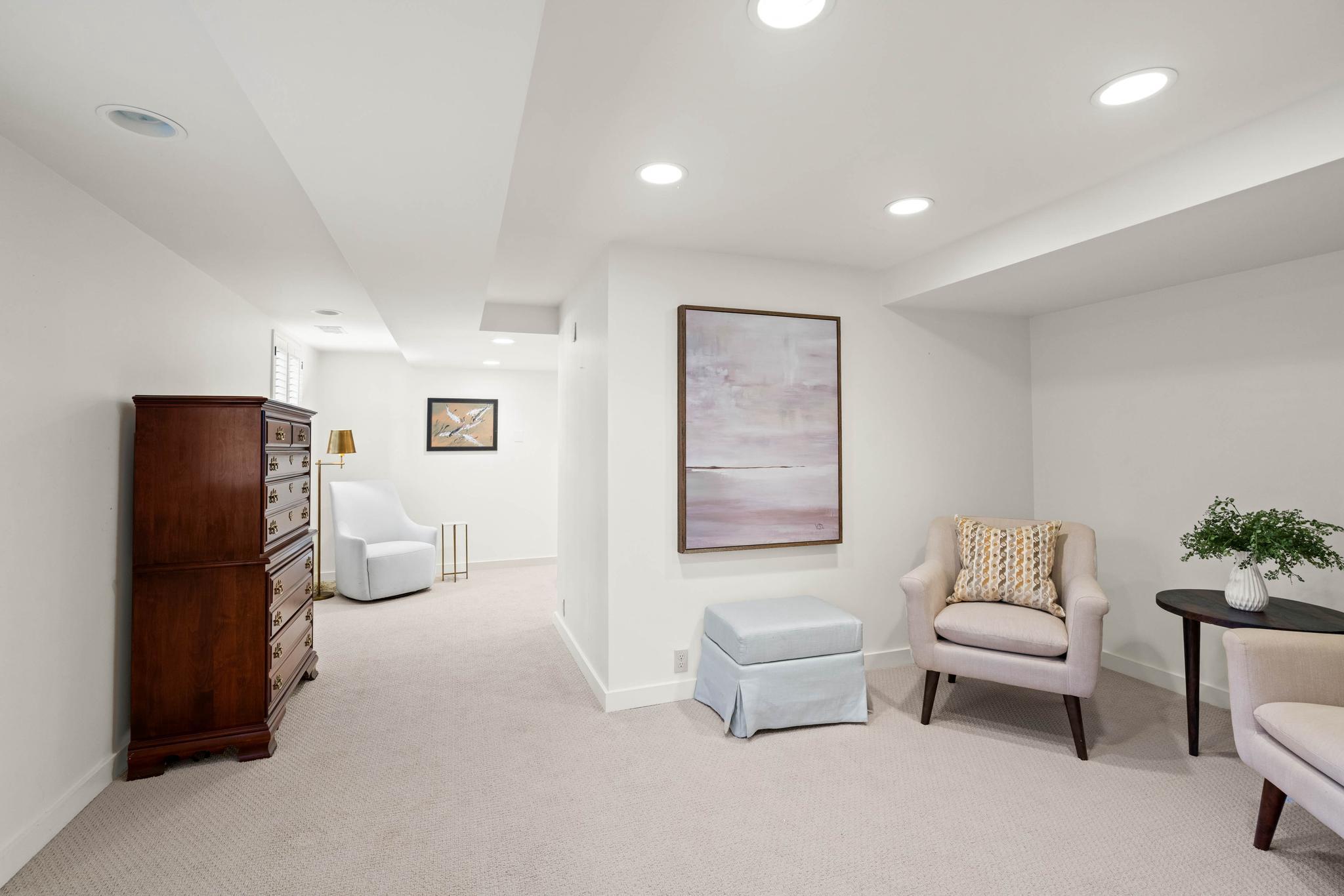 2439 Wyoming Avenue NW 