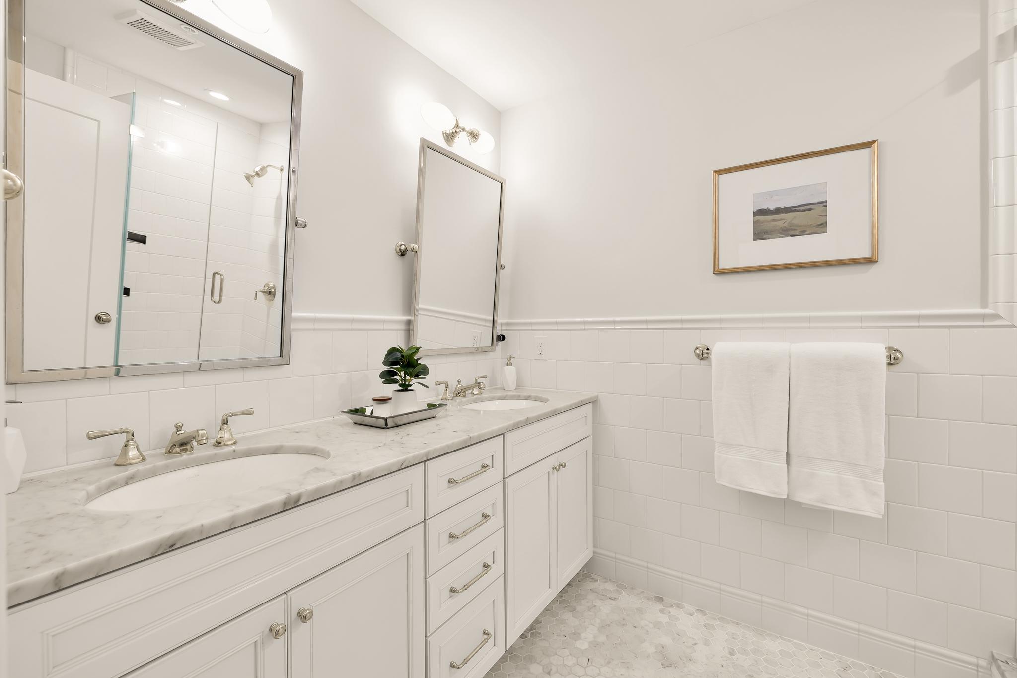 1325 21st Street NW 301