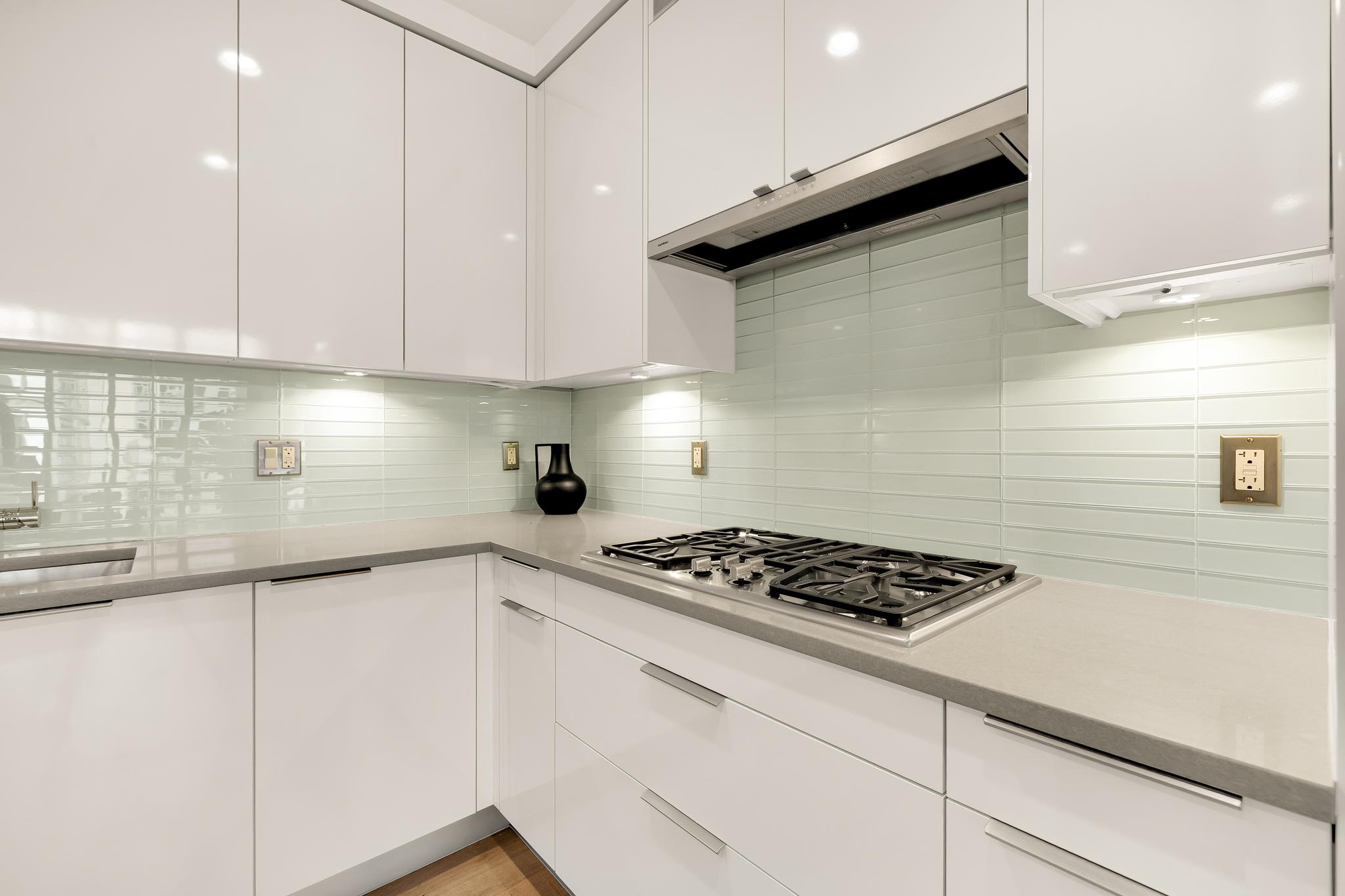 45 Sutton Square SW 906