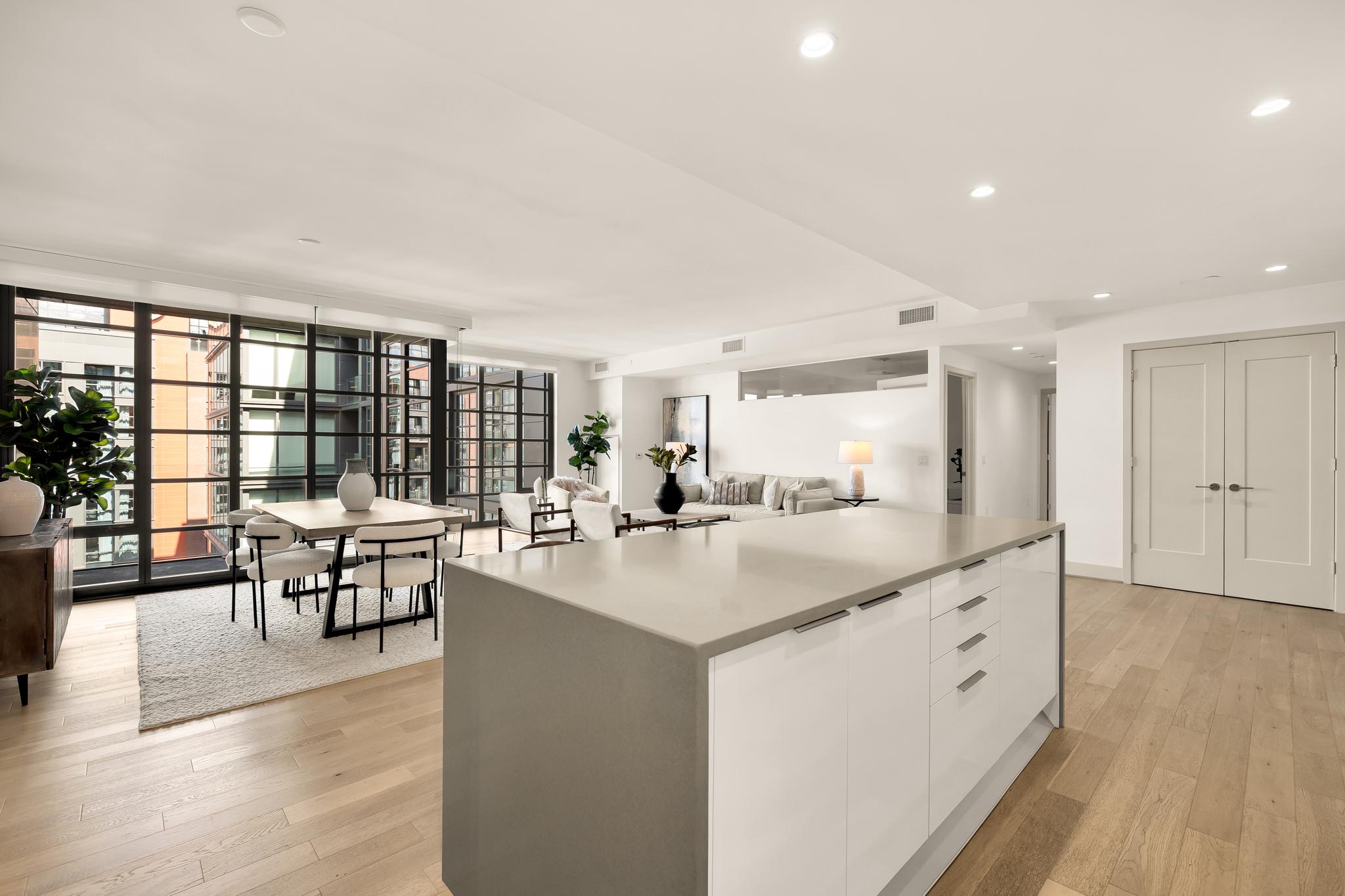 45 Sutton Square SW 906