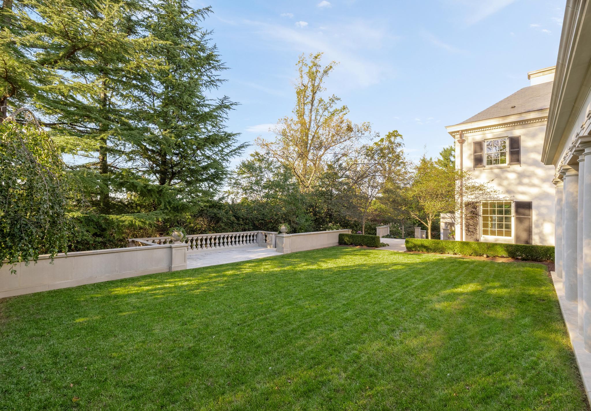 3030 Chain Bridge Road NW 