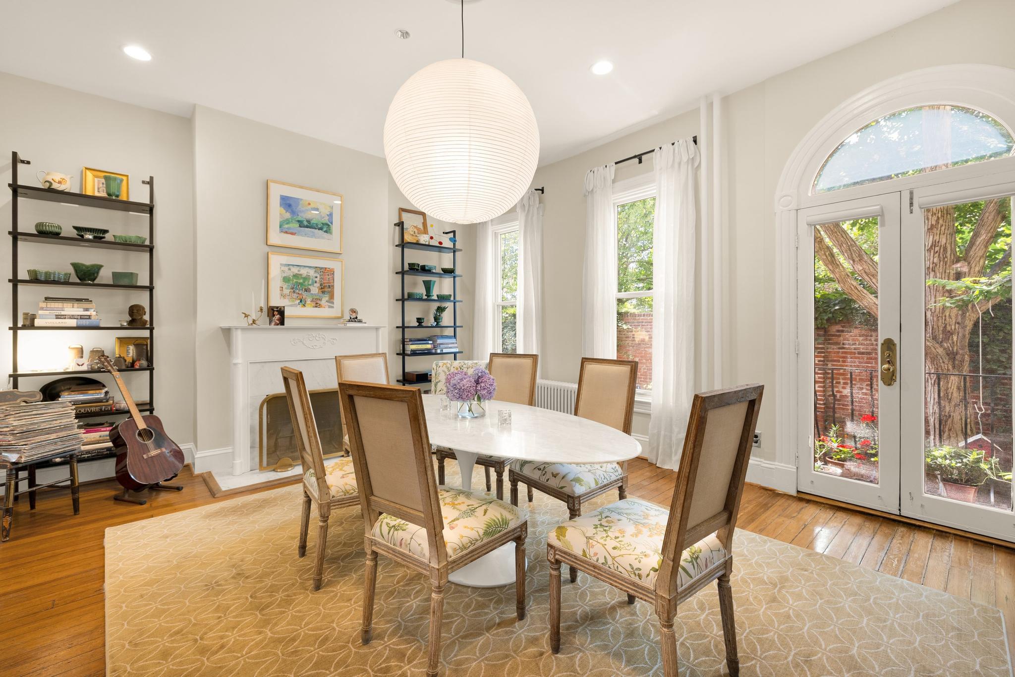 107 5th Street SE 