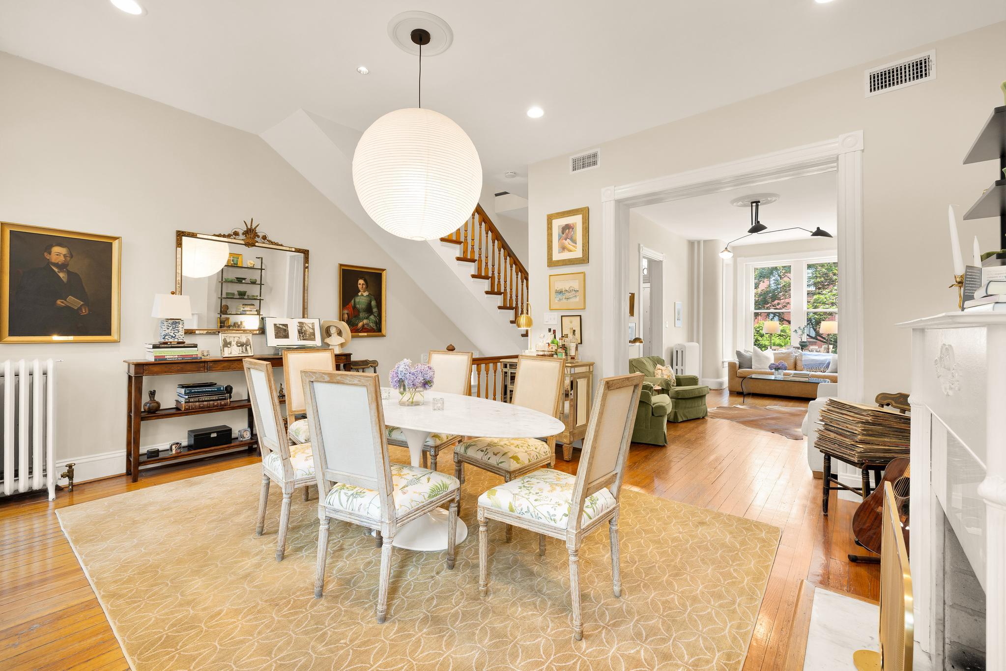 107 5th Street SE 